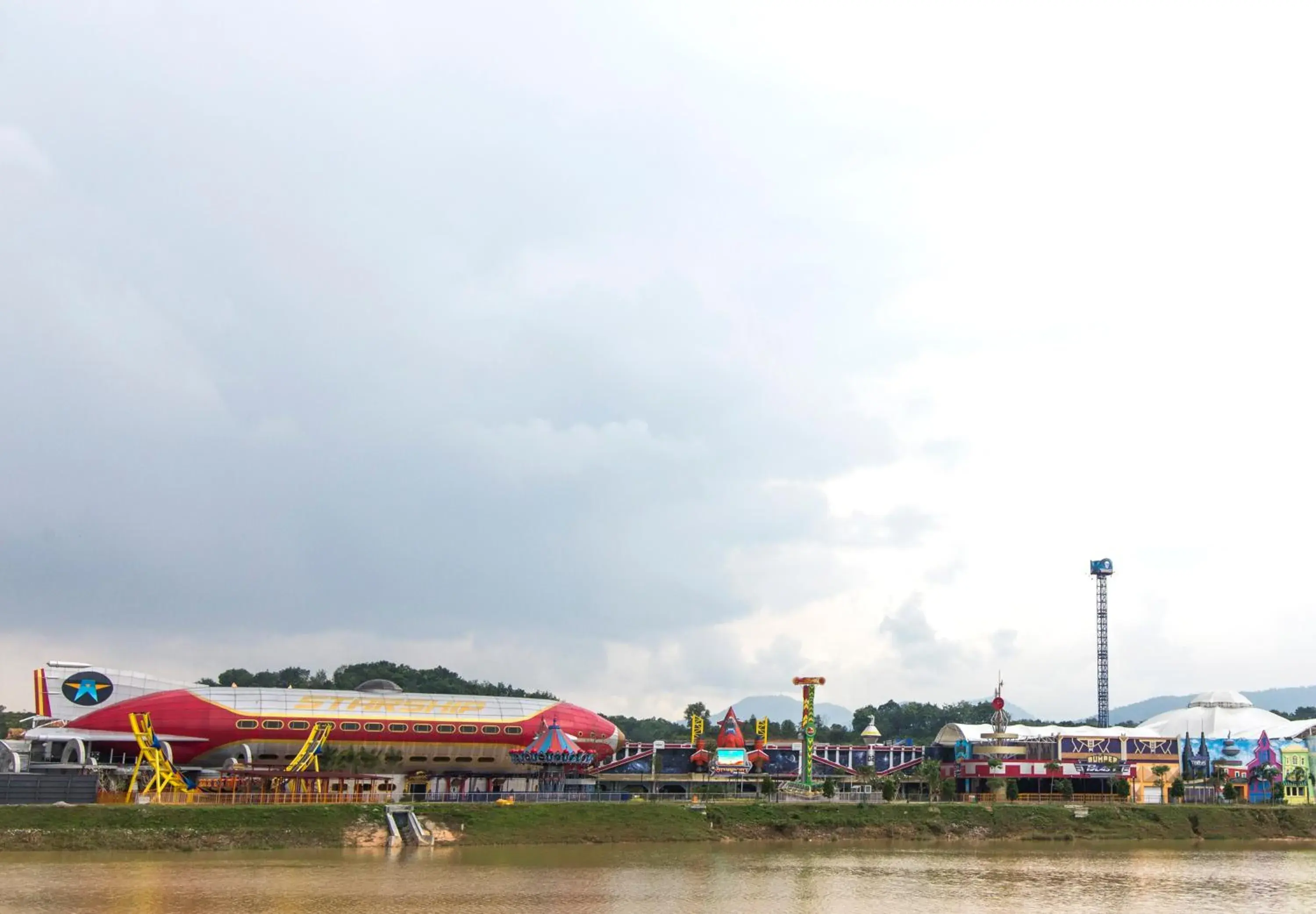 Property building in Clover Hotel Ipoh Property building in Clover Hotel Ipoh