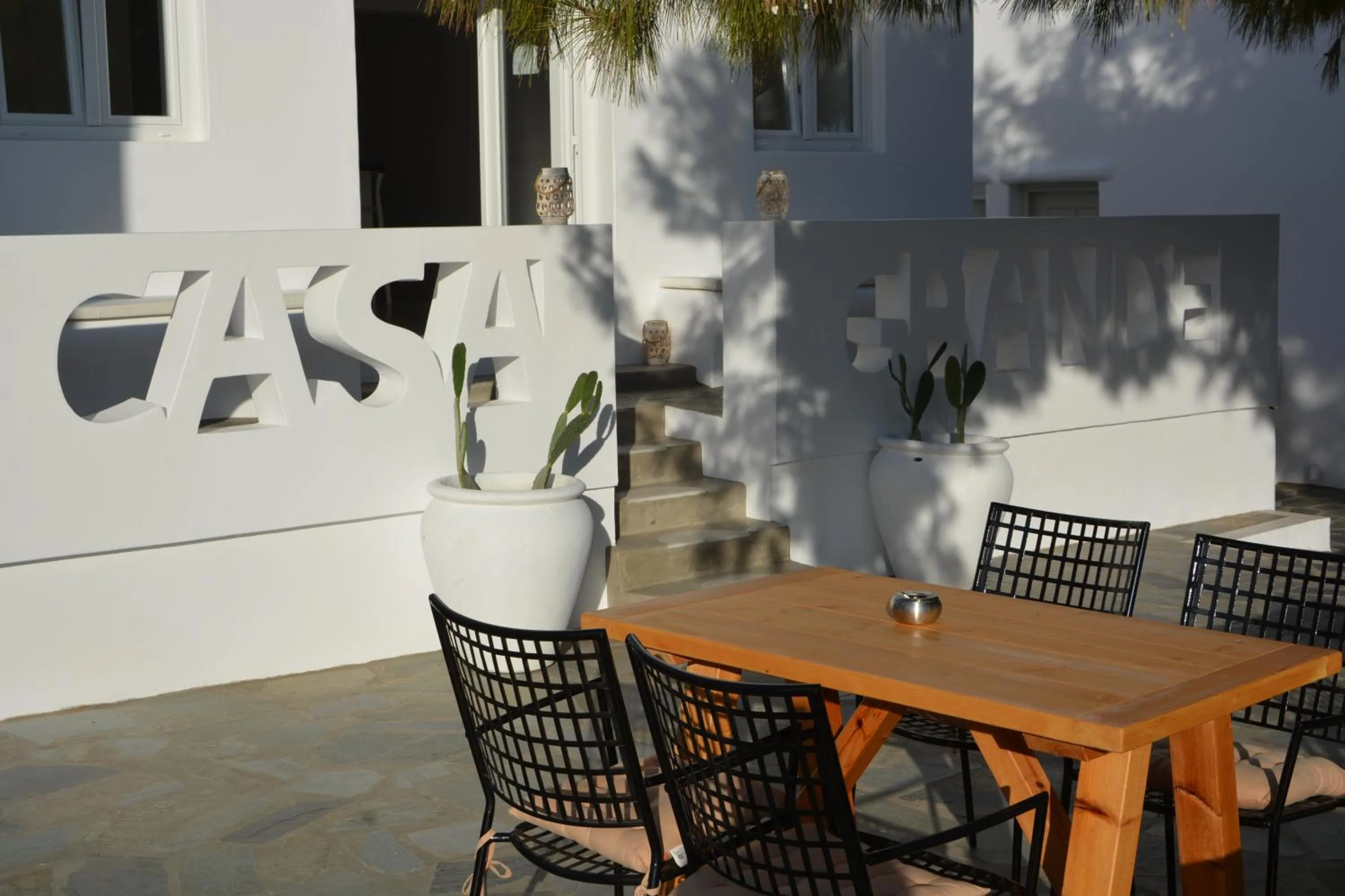 Property building in Casa Grande Hotel