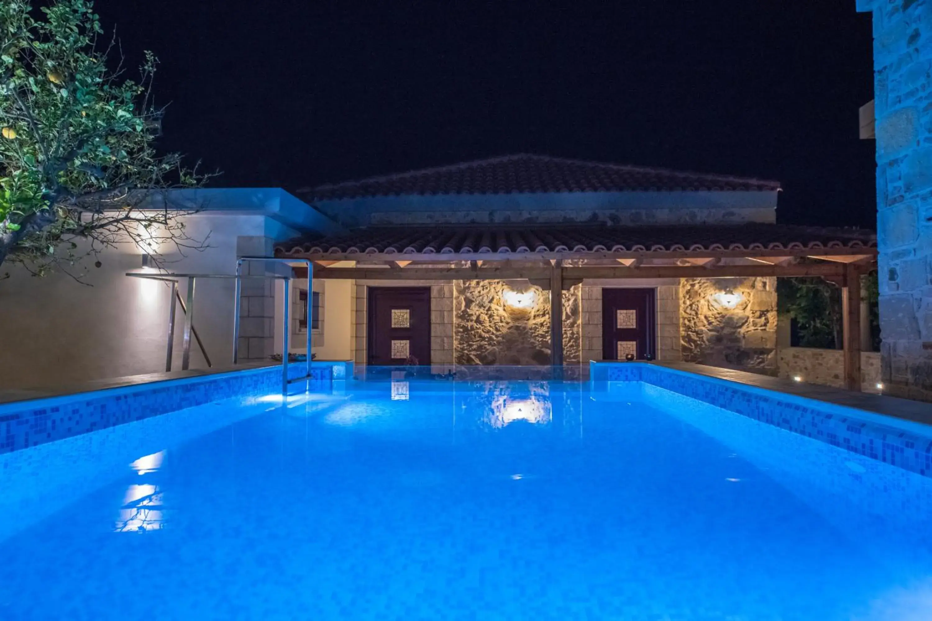 PRIVATE Sapphiros Villa PRIVATE Sapphiros Villa