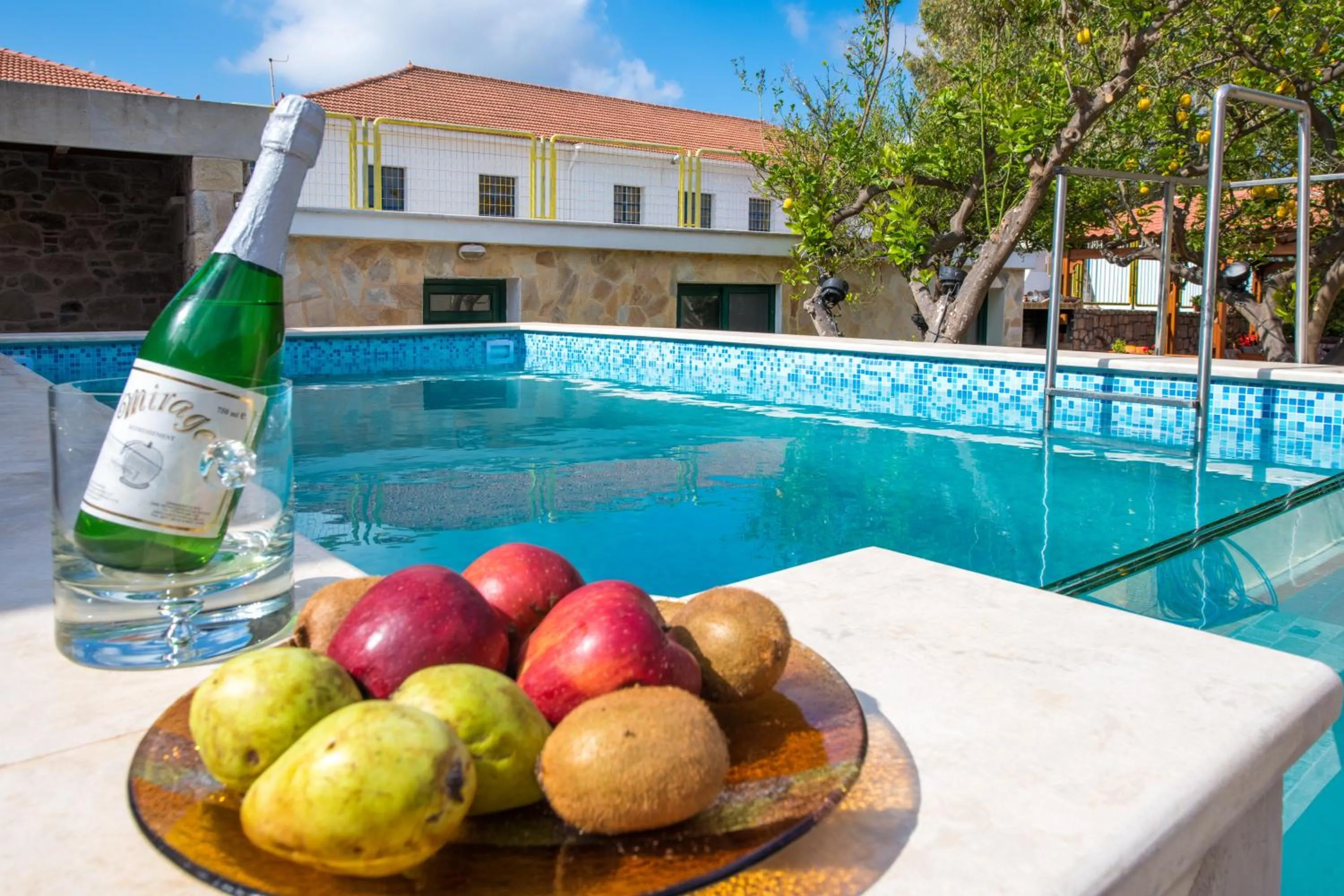 PRIVATE Sapphiros Villa