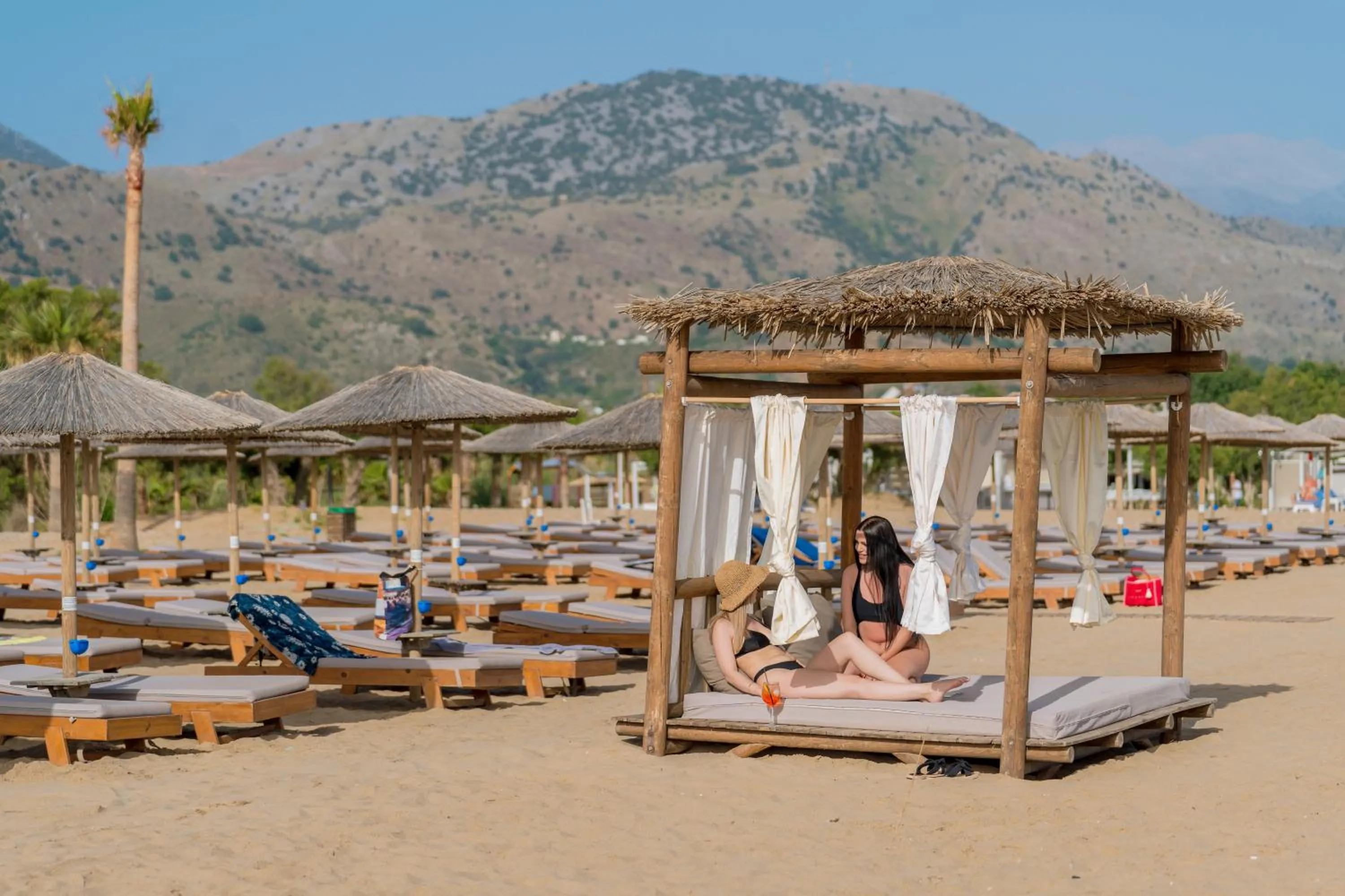 Beach in Delfina Tropic Beach