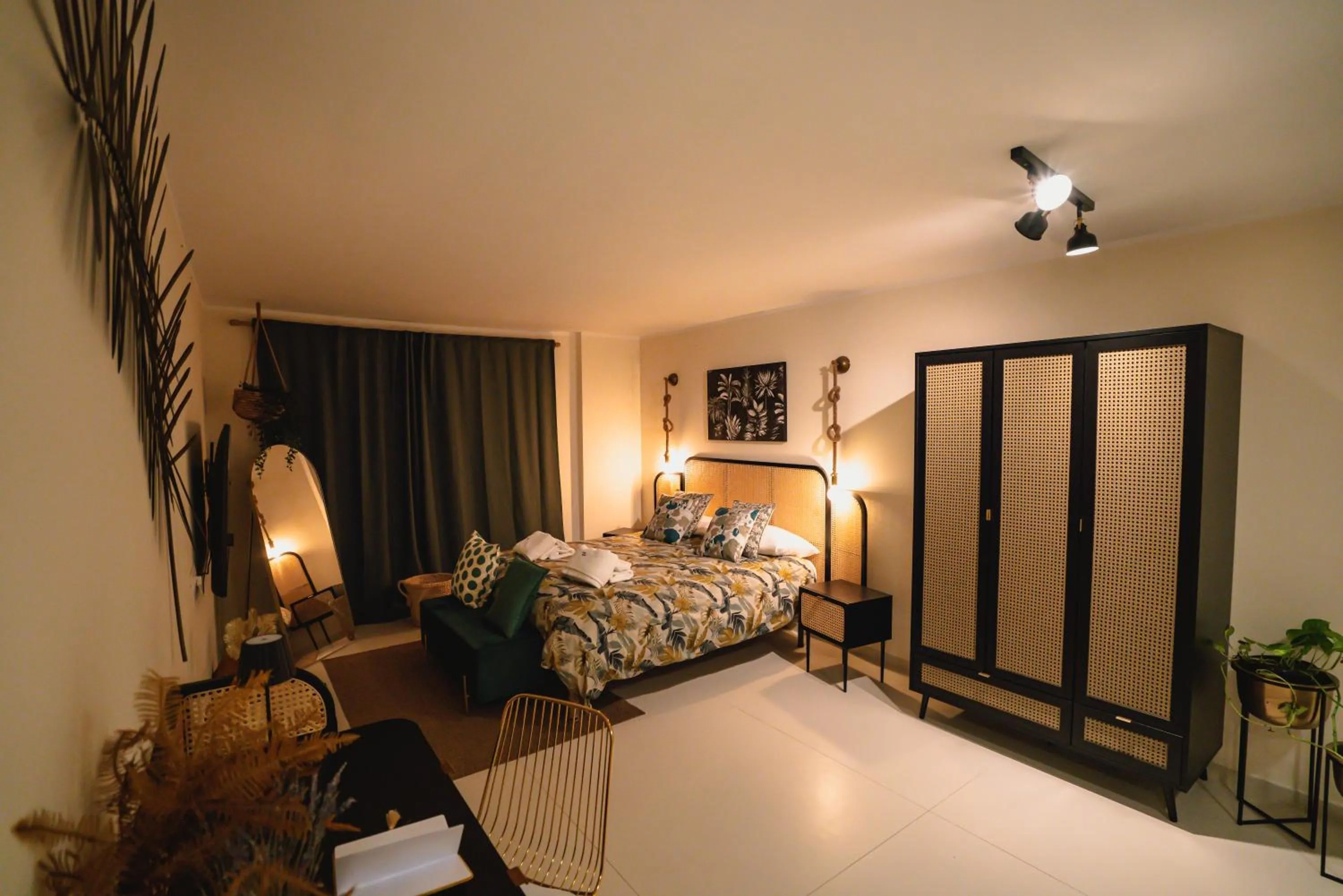 TV and multimedia in Vinto House Salerno Downtown