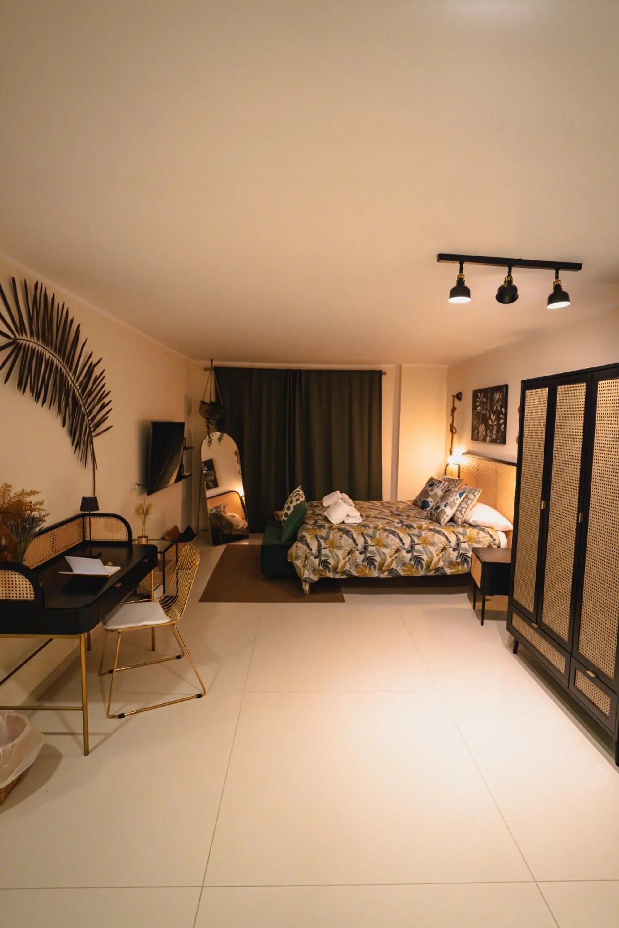 Bed in Vinto House Salerno Downtown