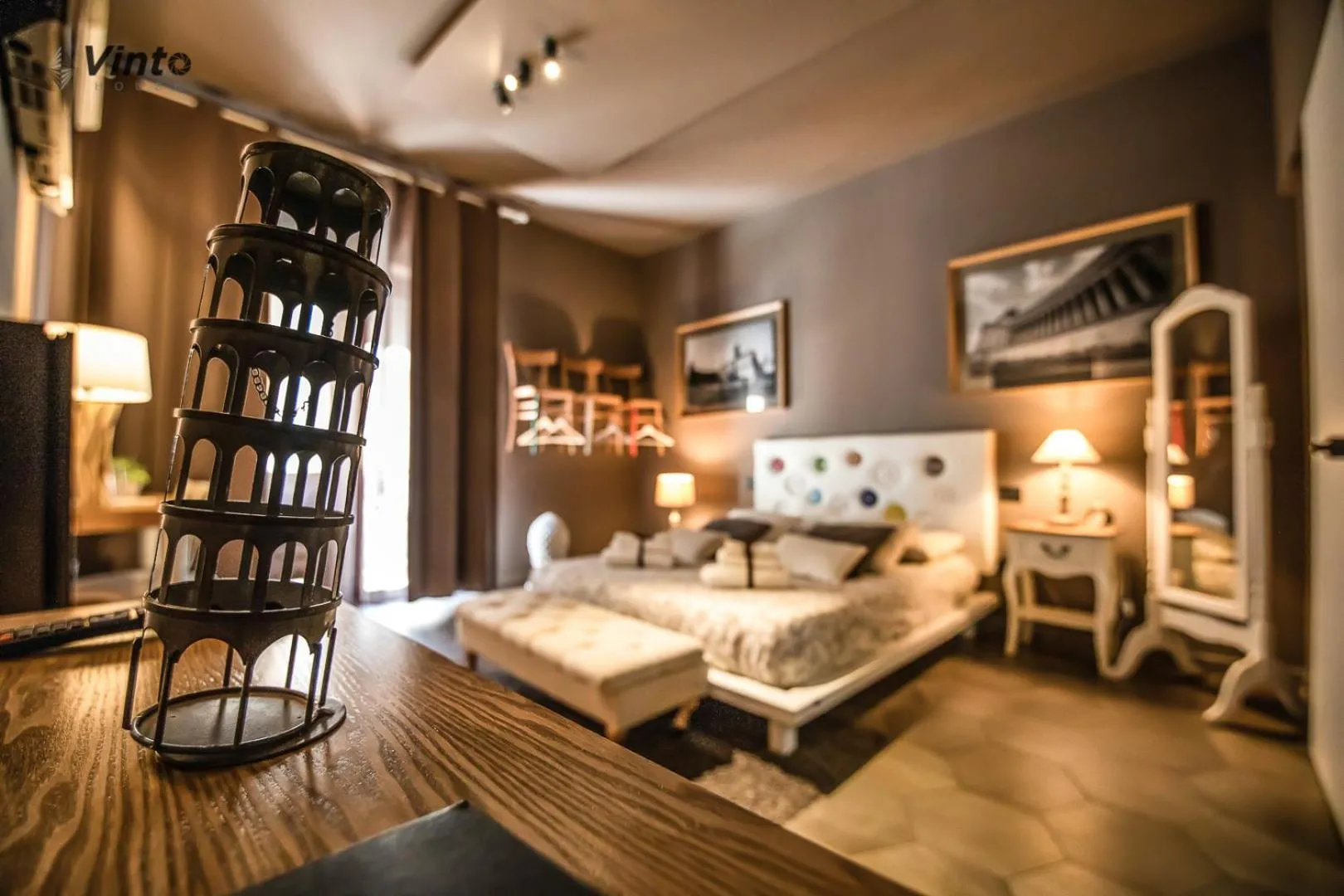 Photo of the whole room, Bed in Vinto House Salerno Downtown
