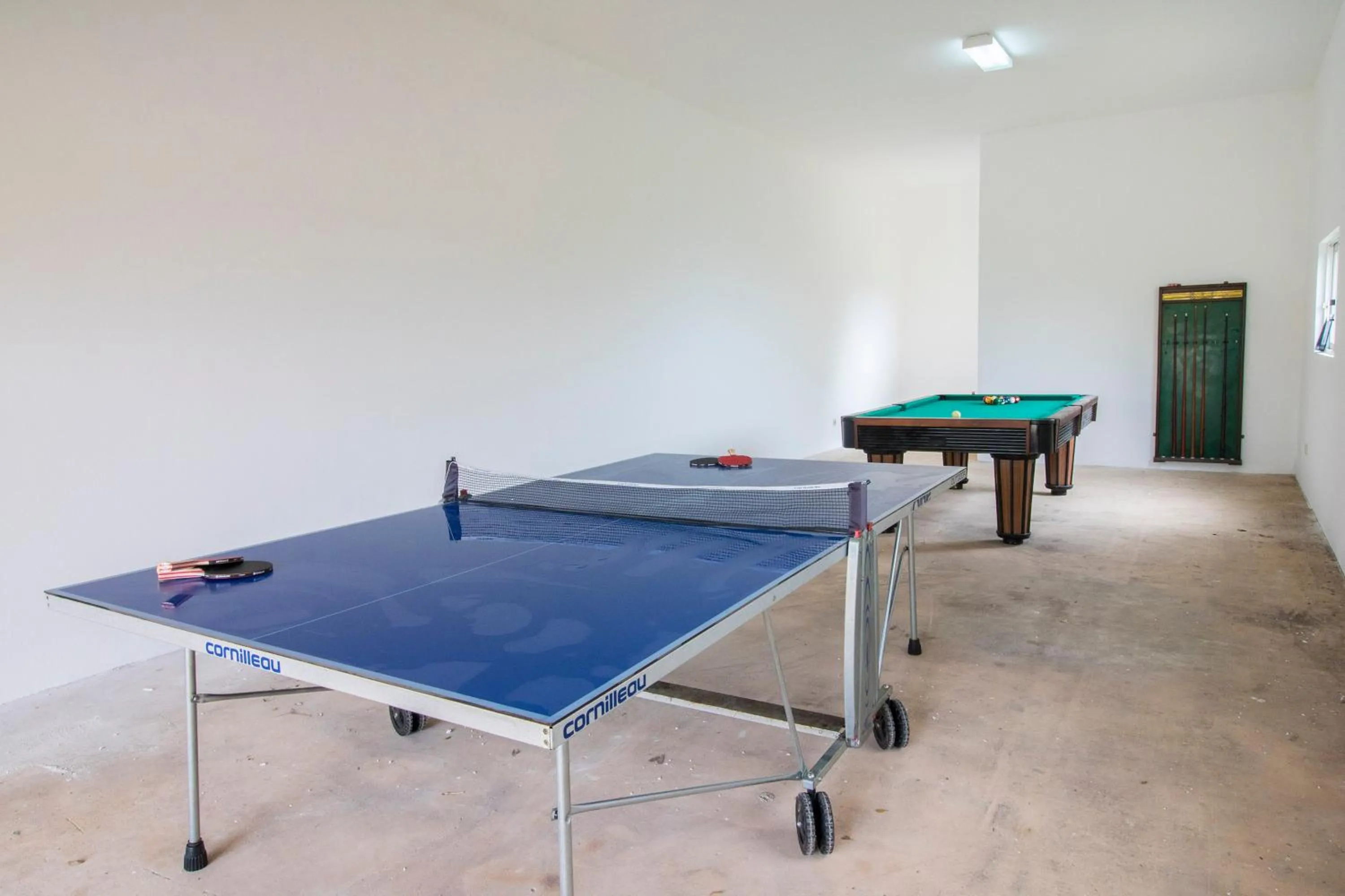 Table tennis in Villa Panoramica by Algarve Holidays
