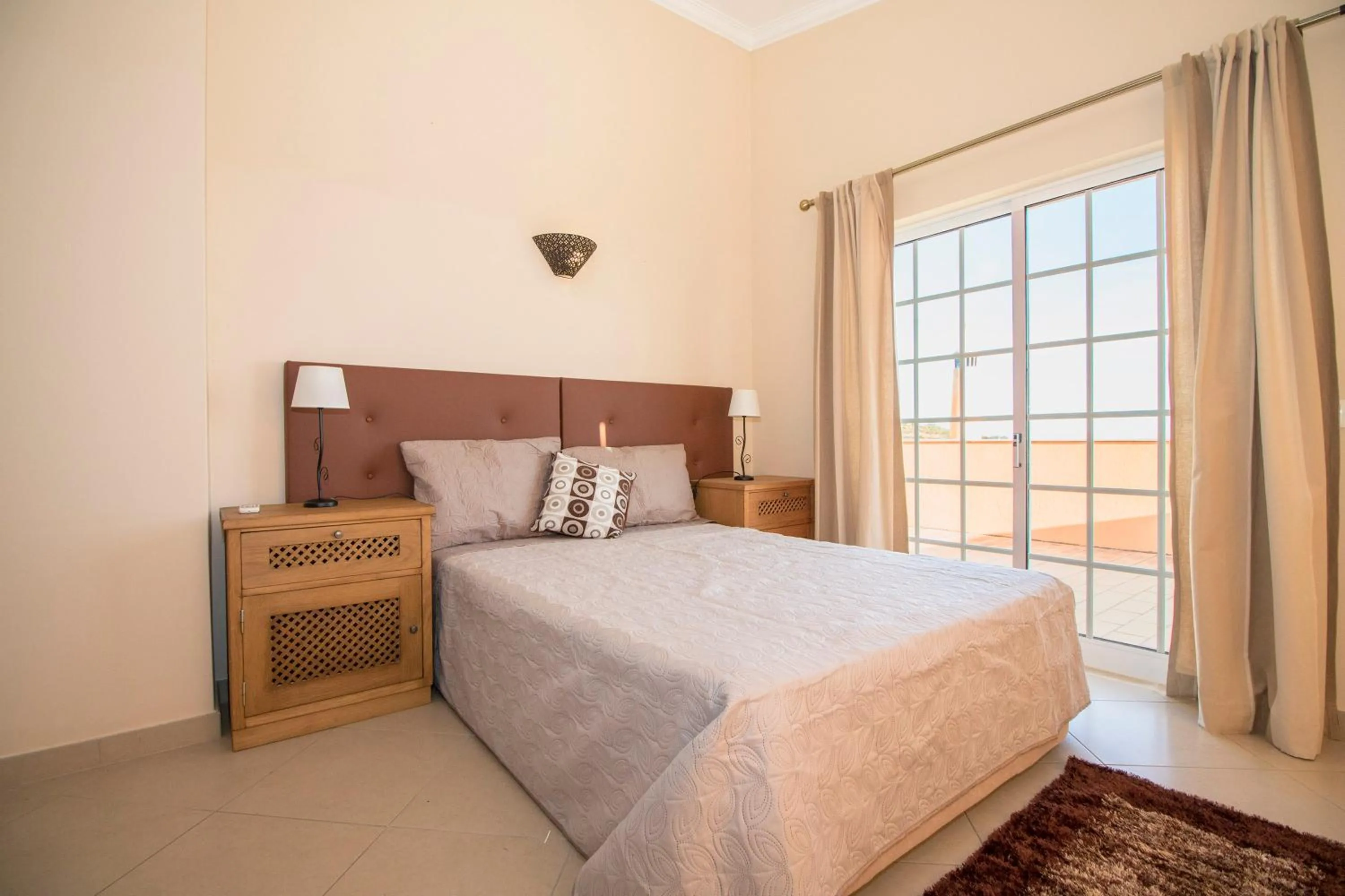Bedroom, Bed in Villa Panoramica by Algarve Holidays