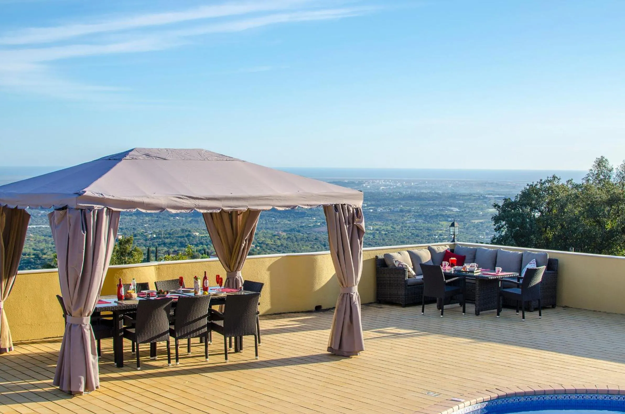 Patio in Villa Panoramica by Algarve Holidays