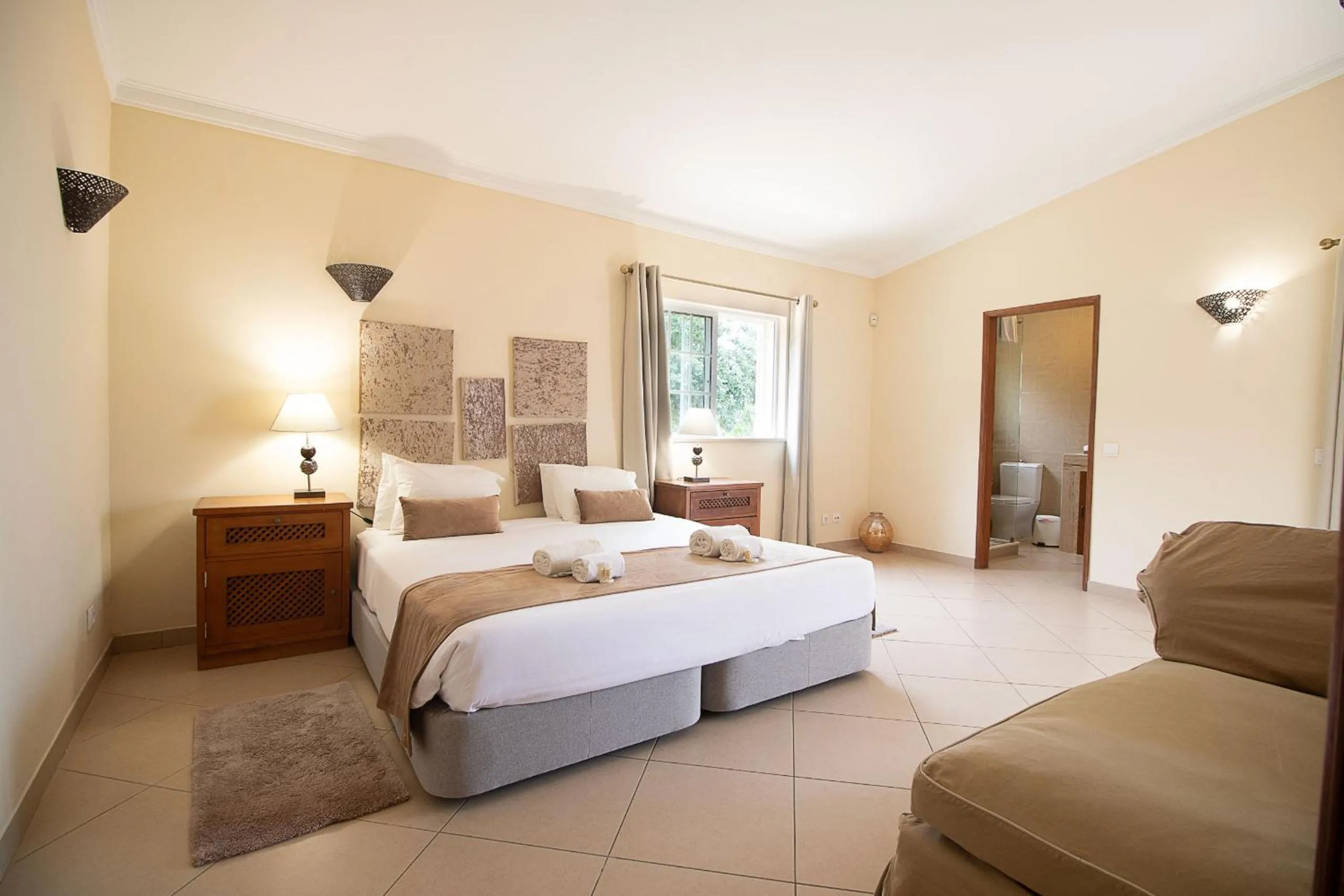 Bed in Villa Panoramica by Algarve Holidays