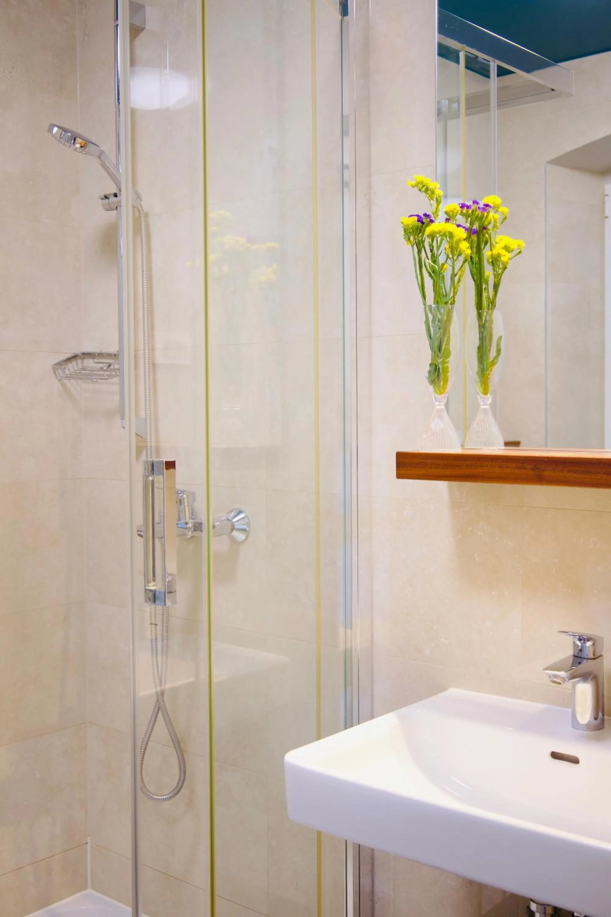 Shower in Hvar Riva Rooms