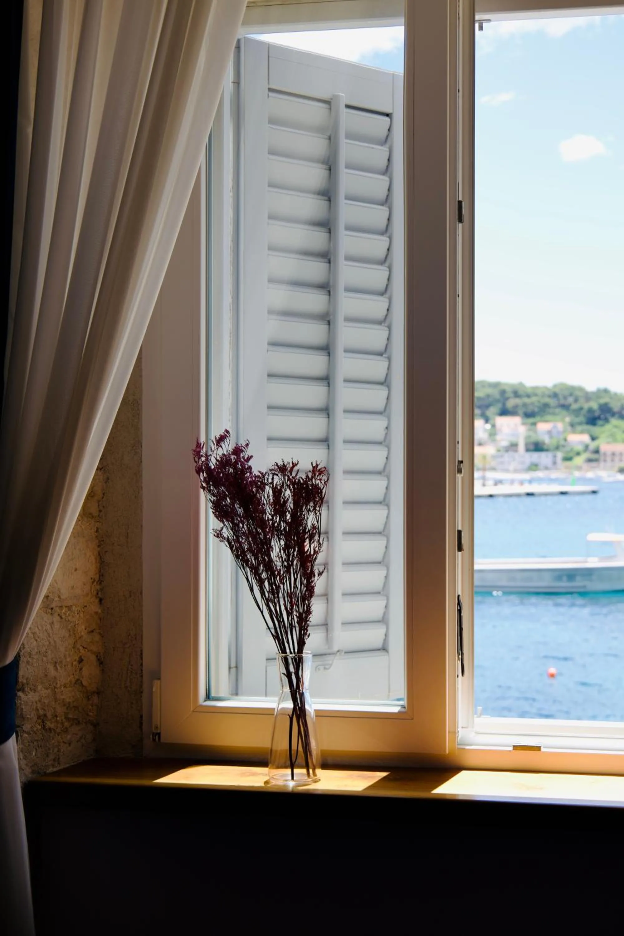 Sea view in Hvar Riva Rooms
