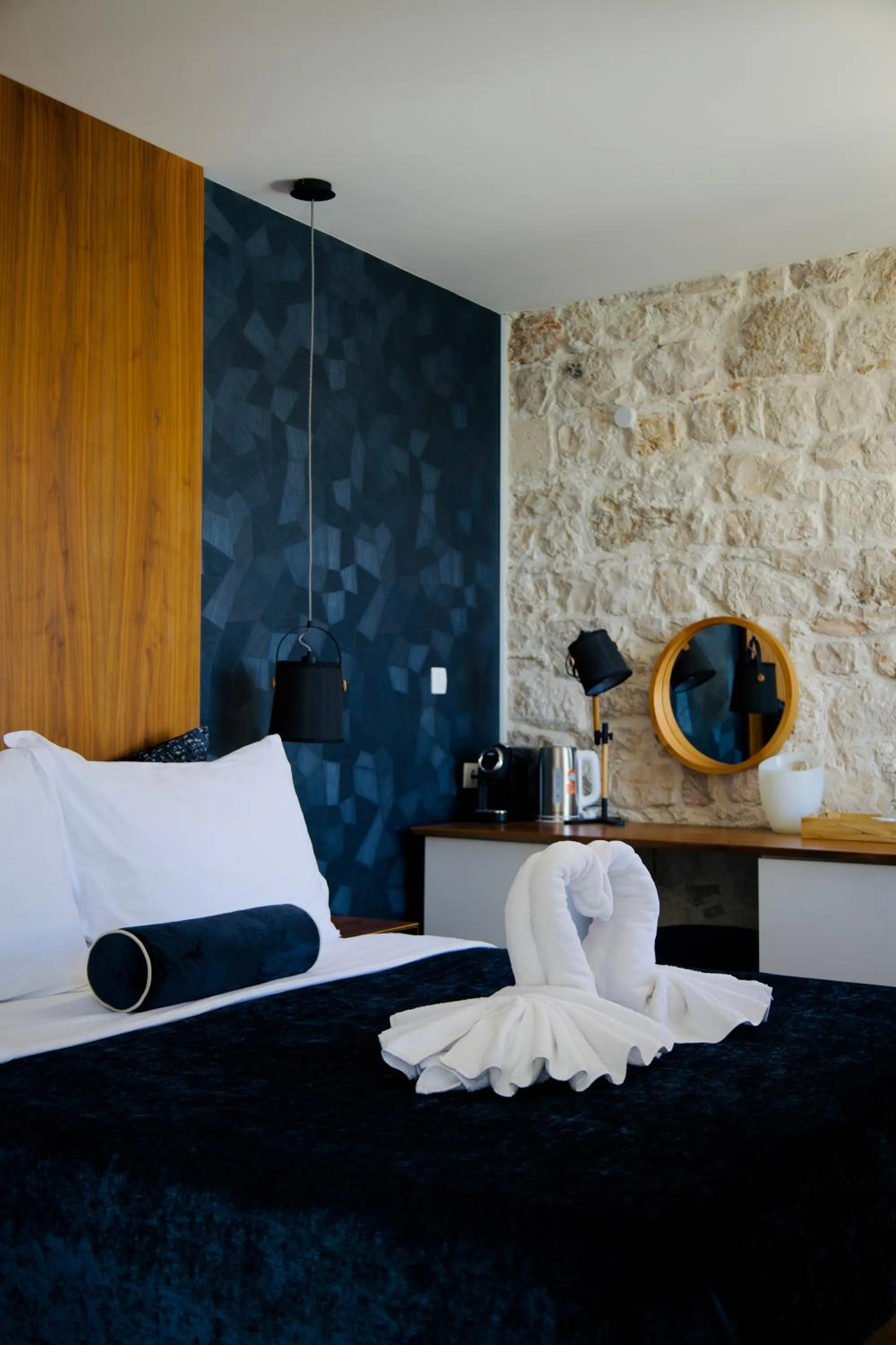 Bed in Hvar Riva Rooms