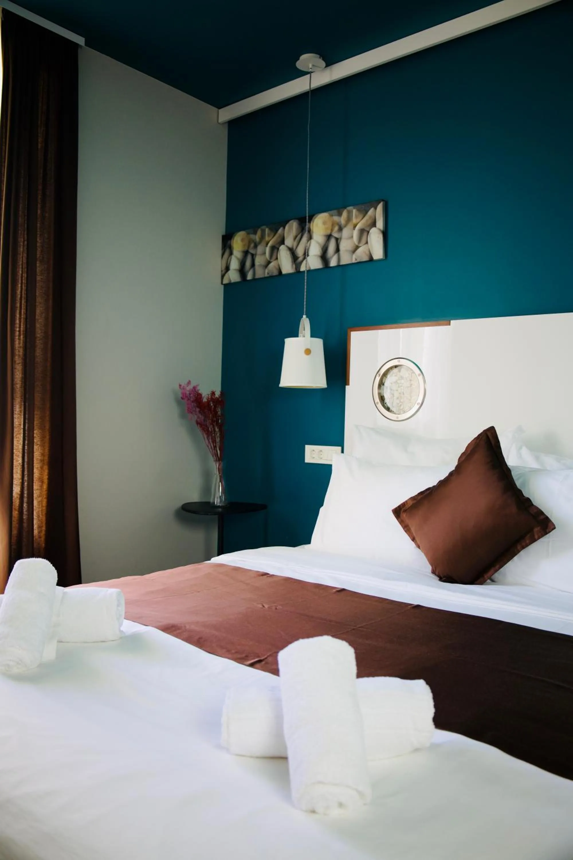 Bed in Hvar Riva Rooms