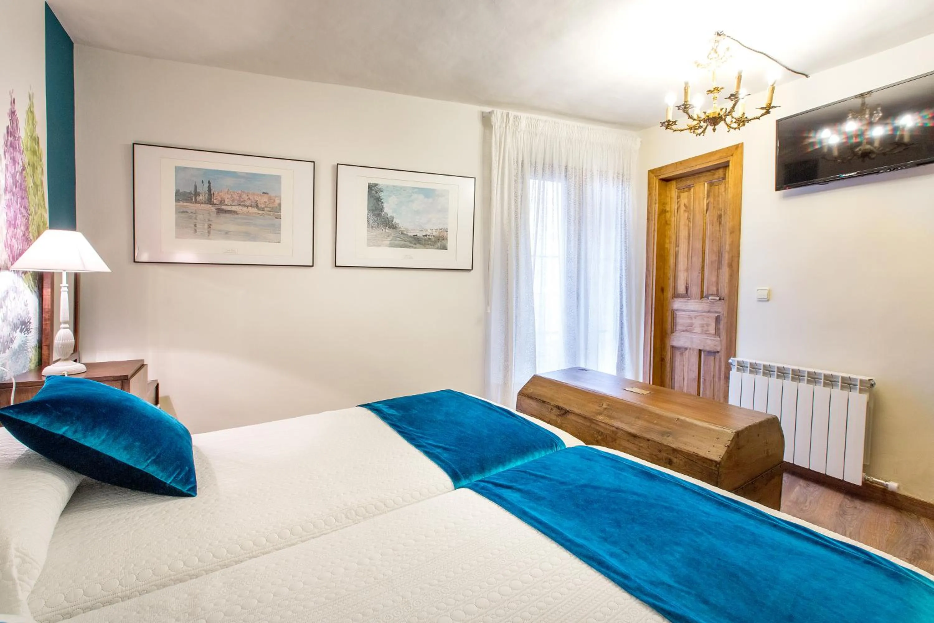 Photo of the whole room, Bed in Hotel Villa San Jorge