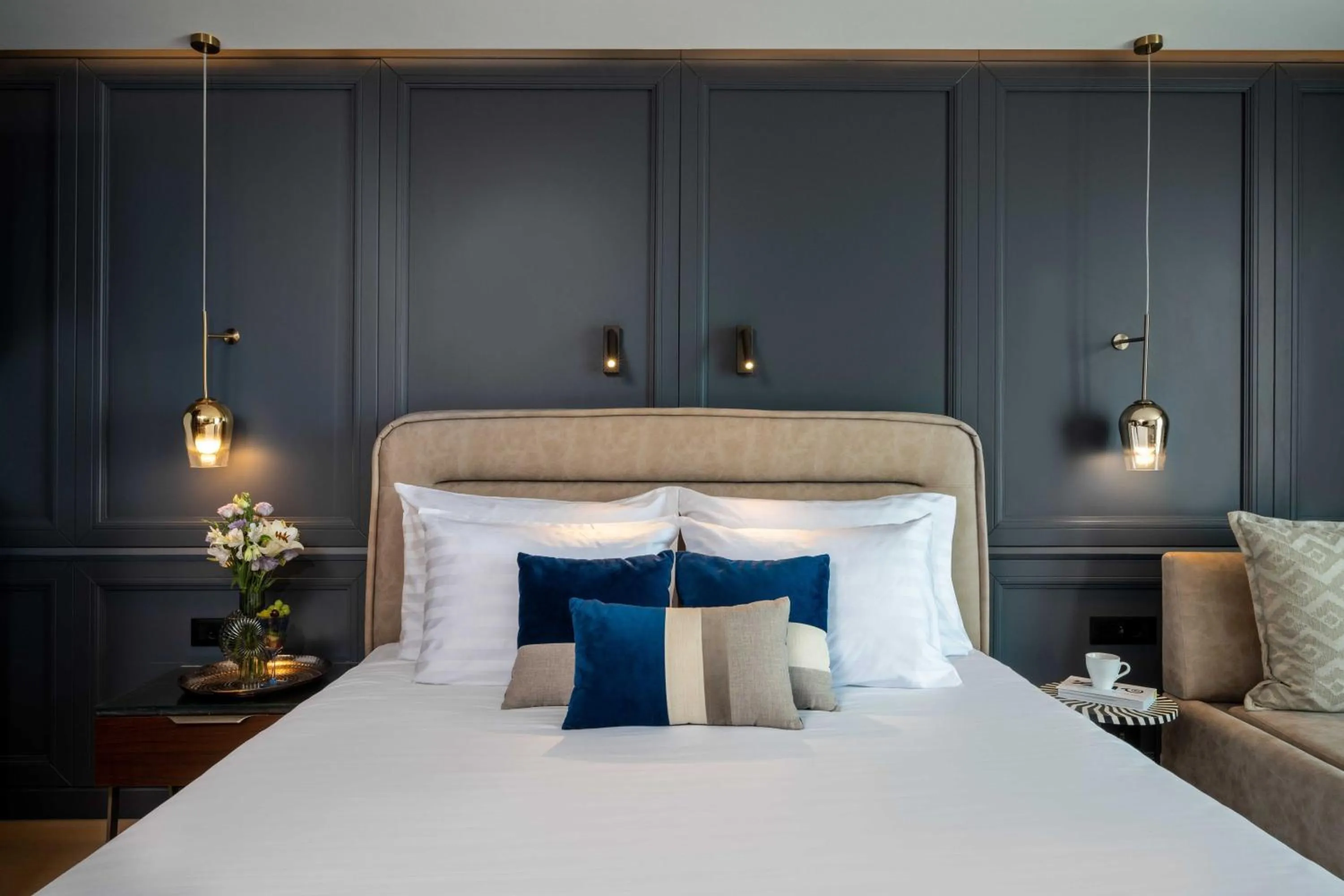 Photo of the whole room, Bed in Crowne Plaza Tel Aviv Beach by IHG