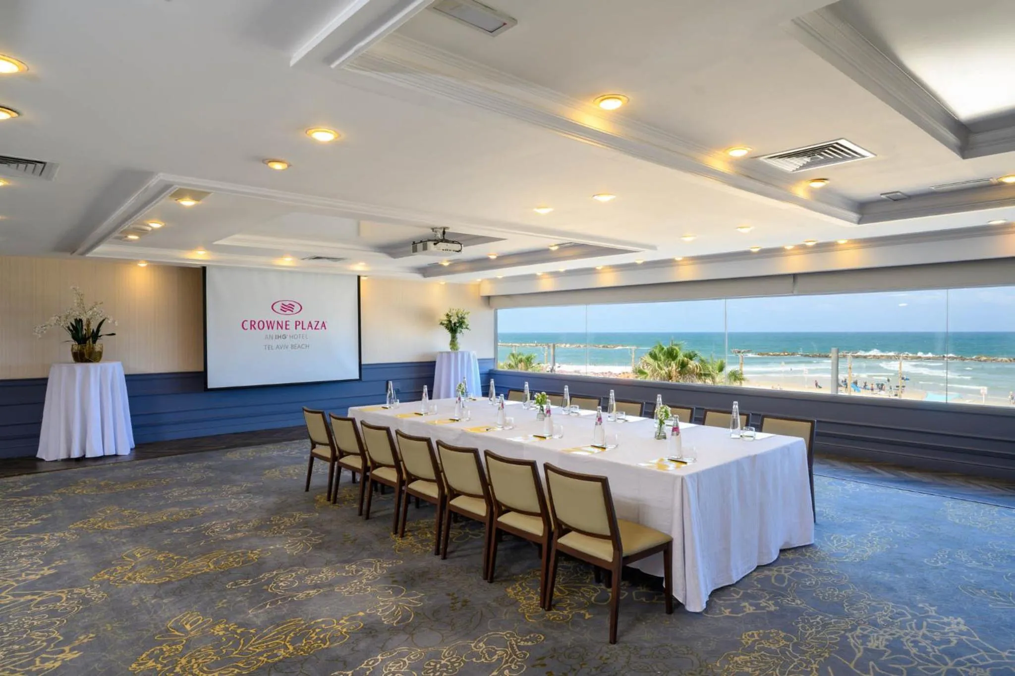 Meeting/conference room in Crowne Plaza Tel Aviv Beach by IHG