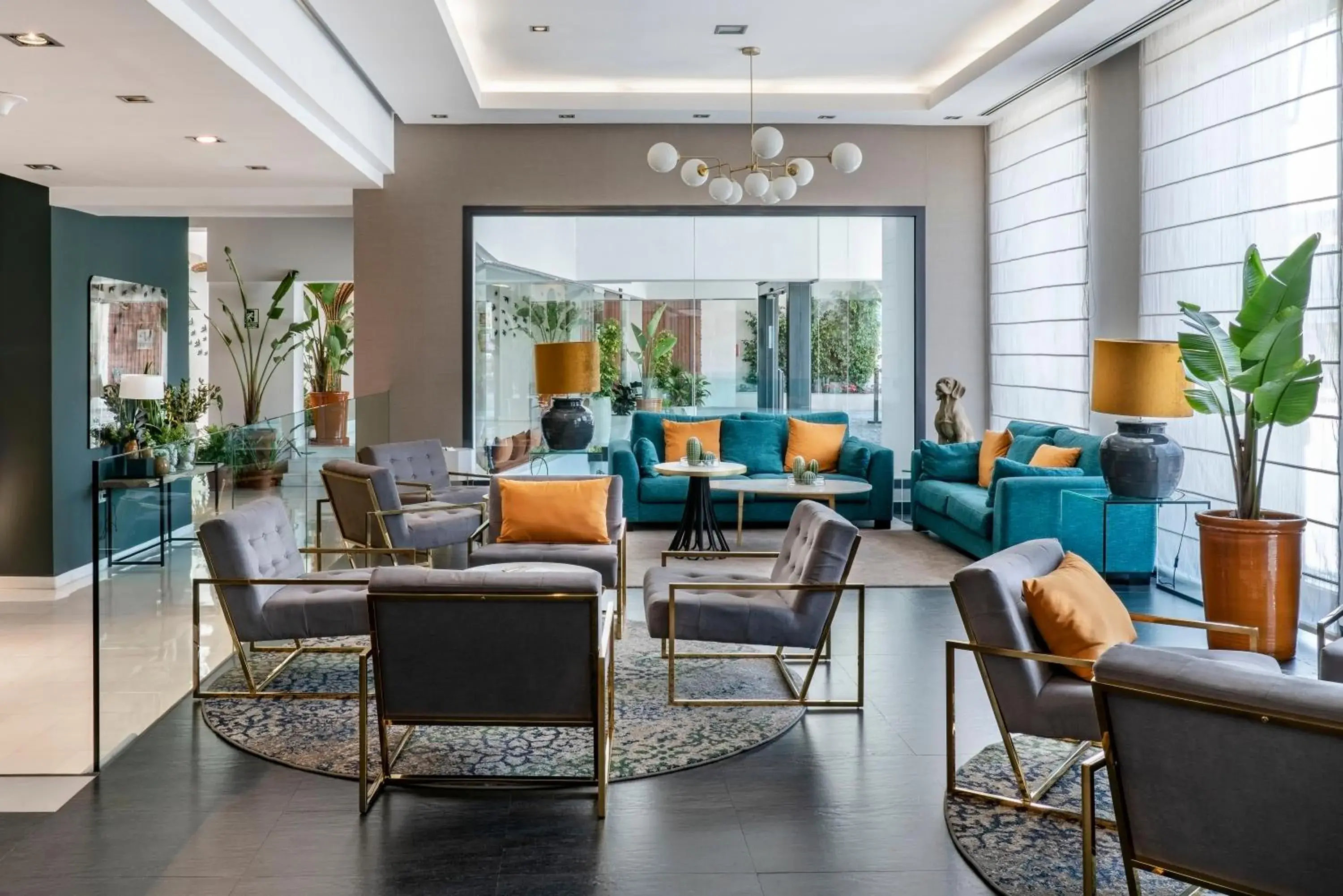 Lobby or reception in Vincci Selección Posada del Patio Lobby or reception in Vincci Selección Posada del Patio