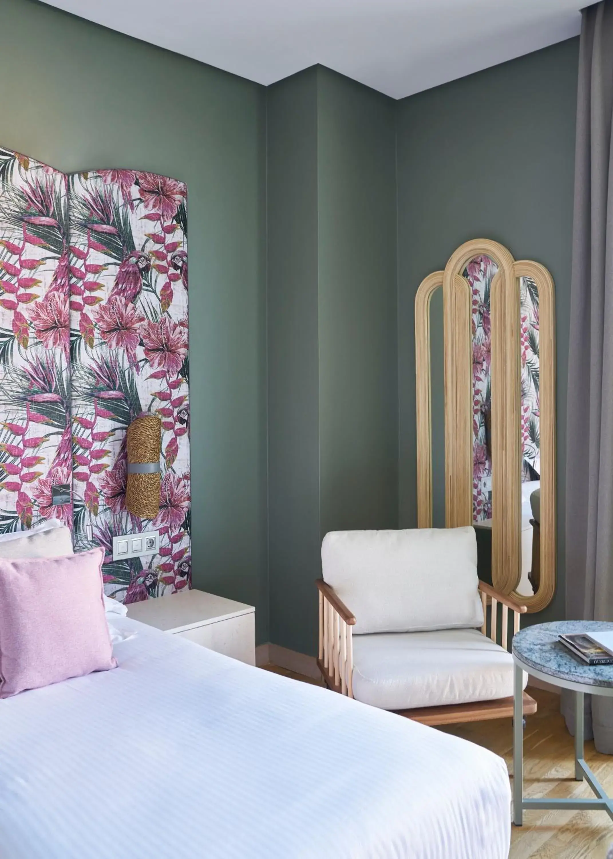 Decorative detail, Bed in Vincci Selección Posada del Patio Decorative detail, Bed in Vincci Selección Posada del Patio