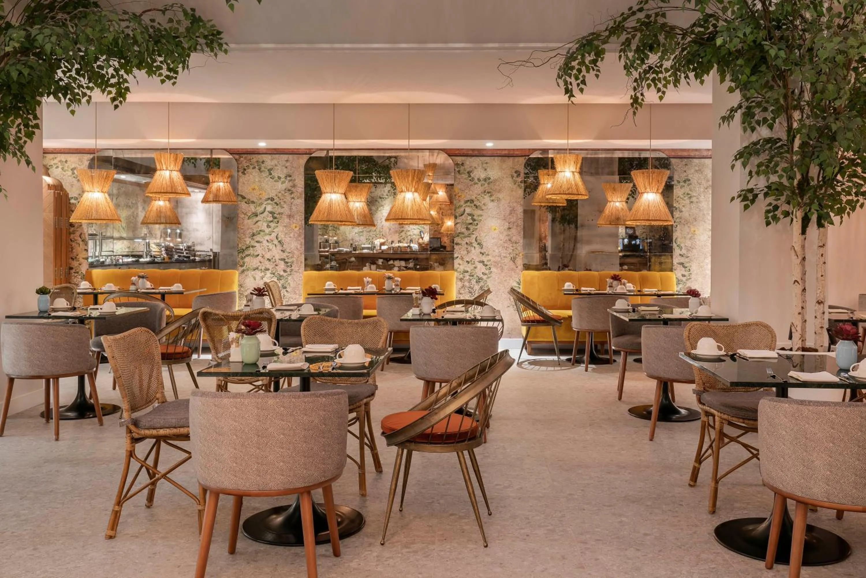 Restaurant/places to eat in Vincci Selección Posada del Patio