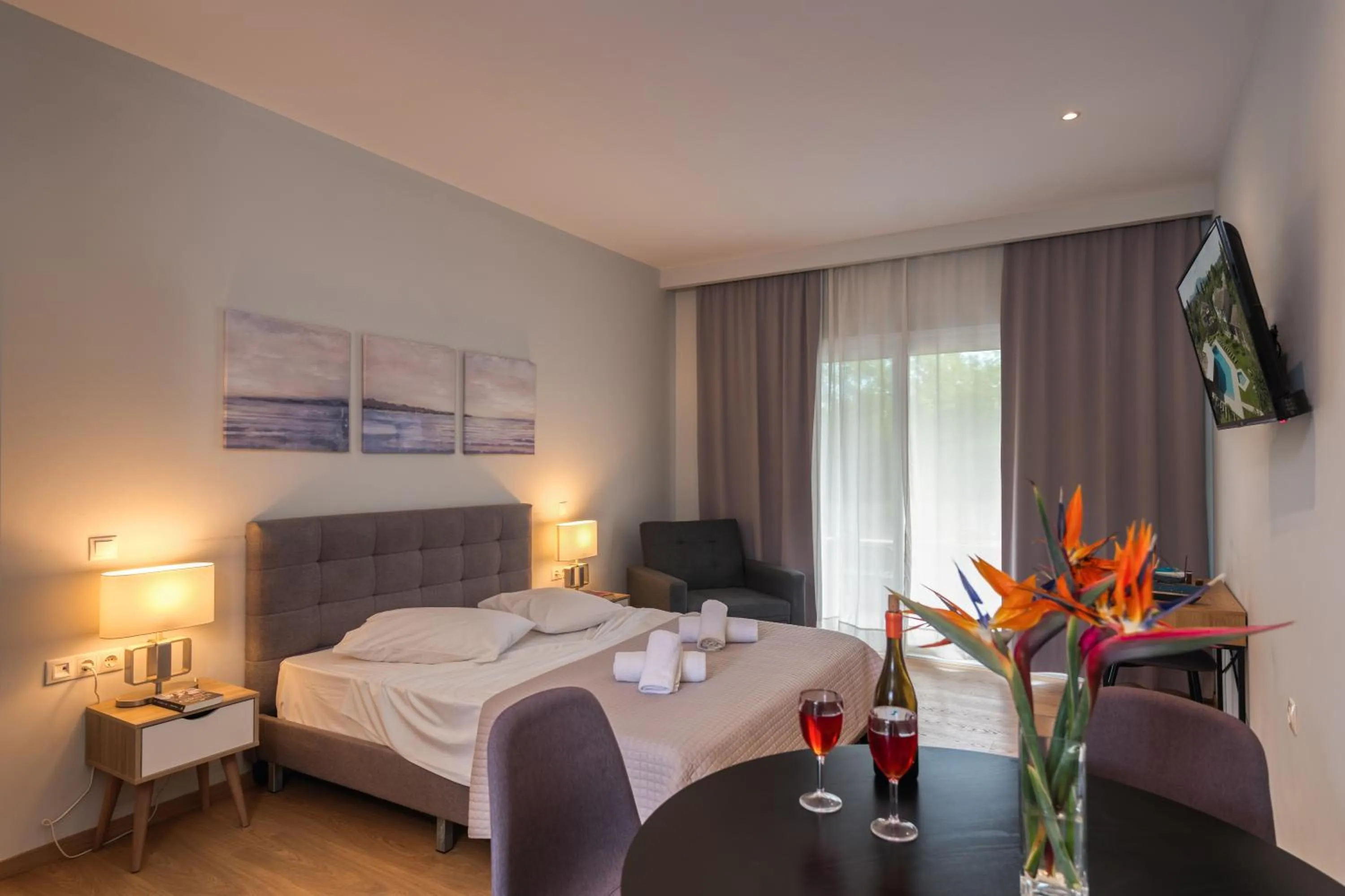 Bedroom, Bed in Folies Corfu Town Hotel Apartments