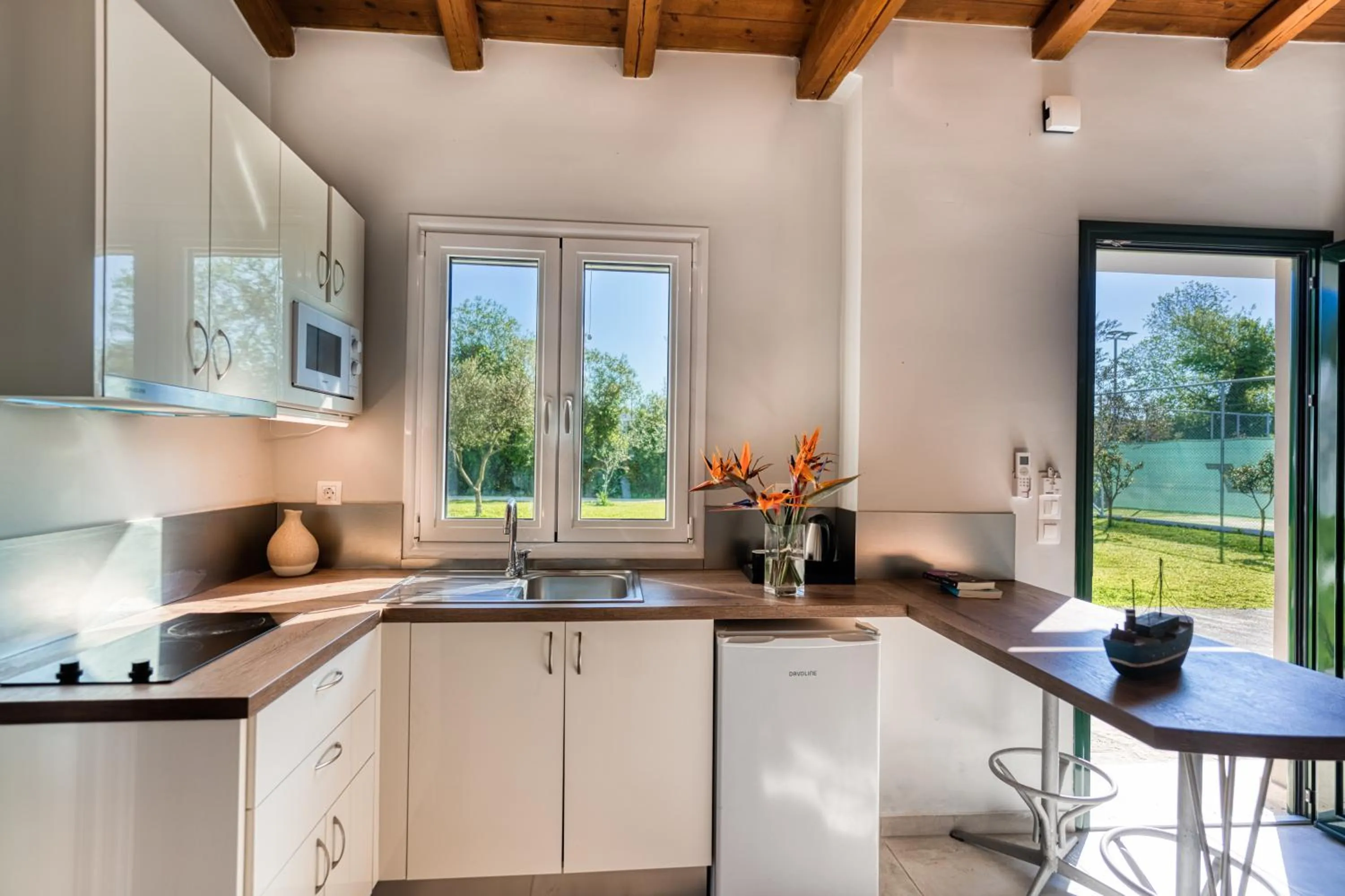 Kitchen or kitchenette in Folies Corfu Town Hotel Apartments