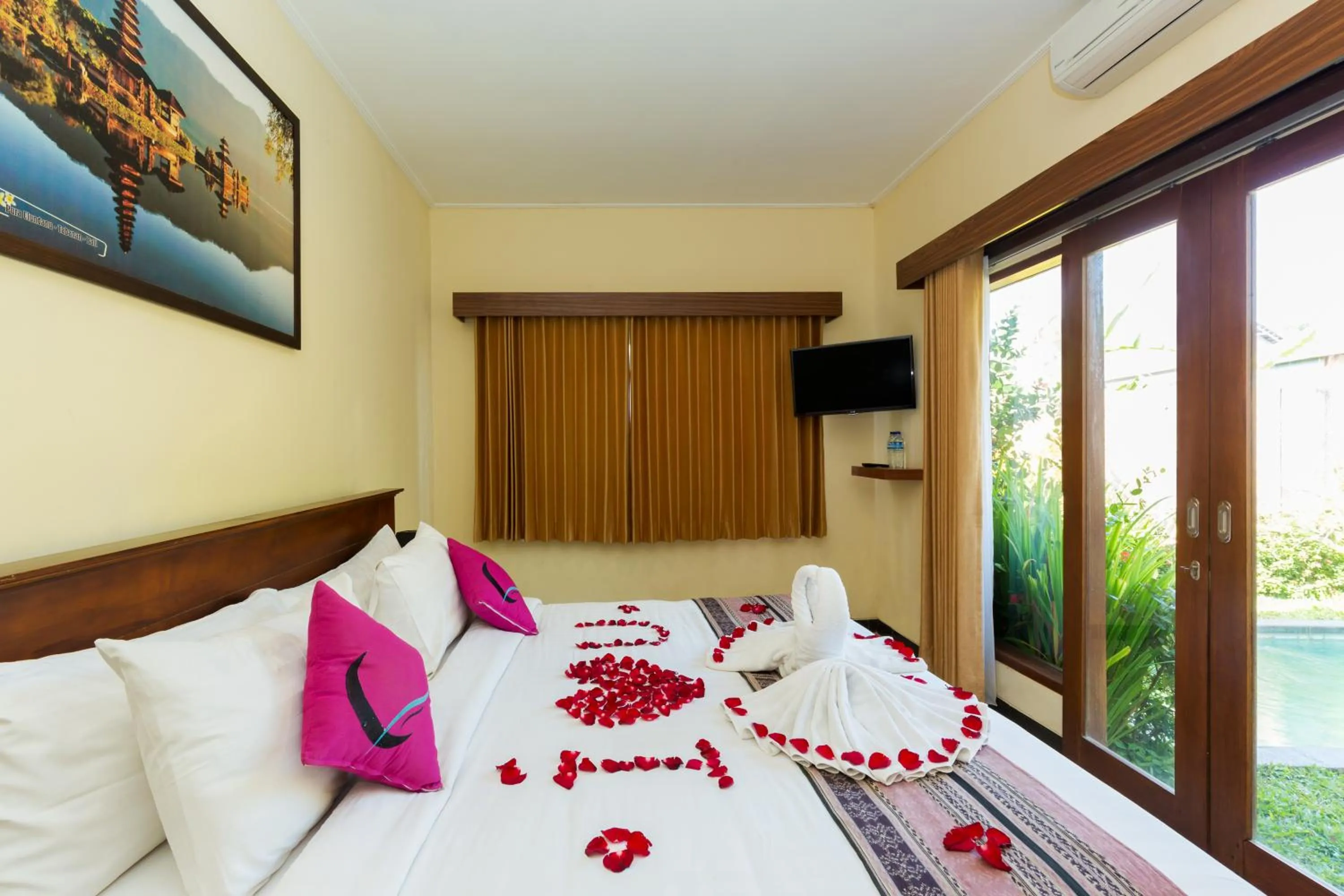 Bed in The Dewi Canggu Villa