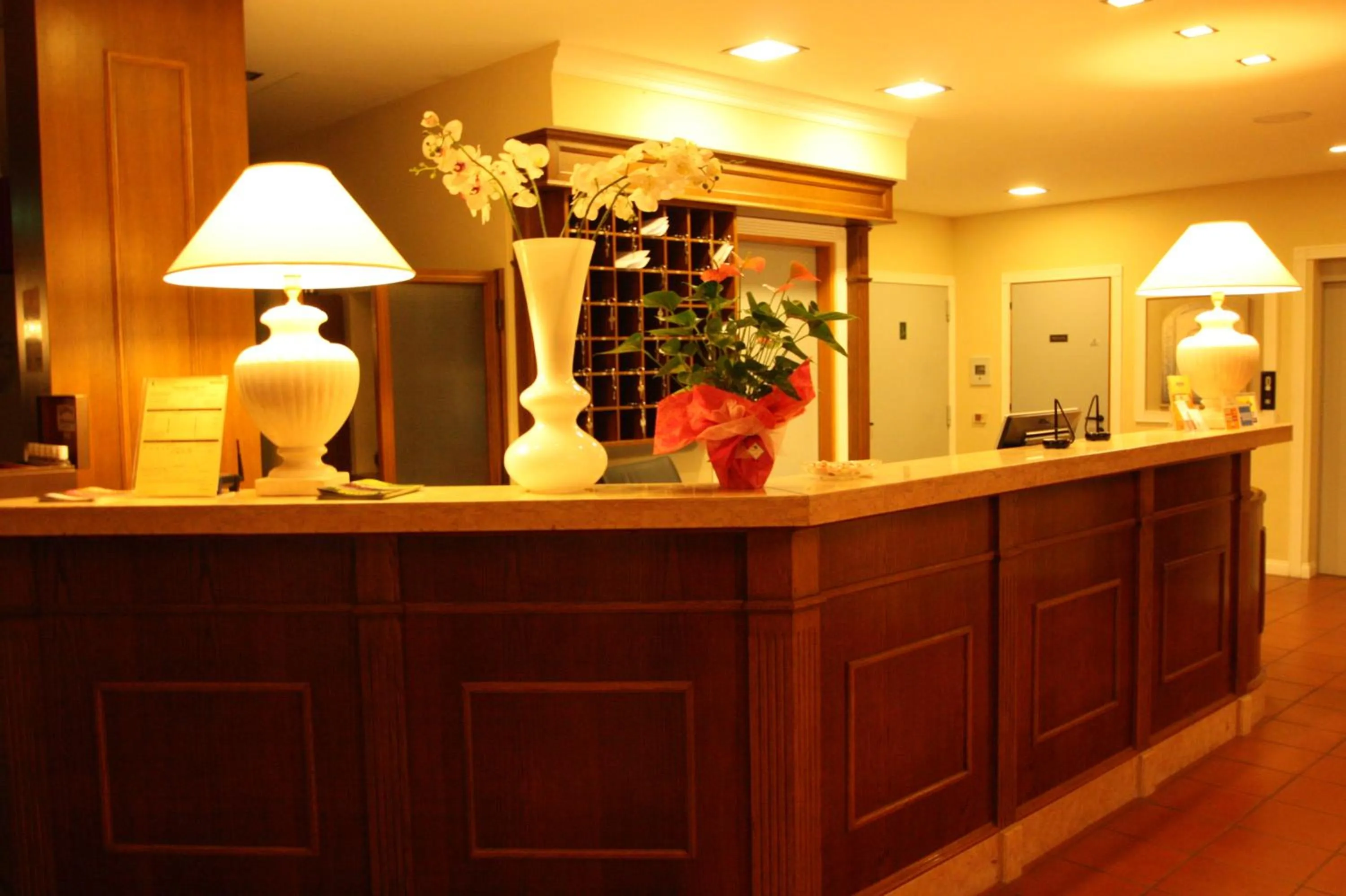 Lobby or reception in Albergo Della Roccia