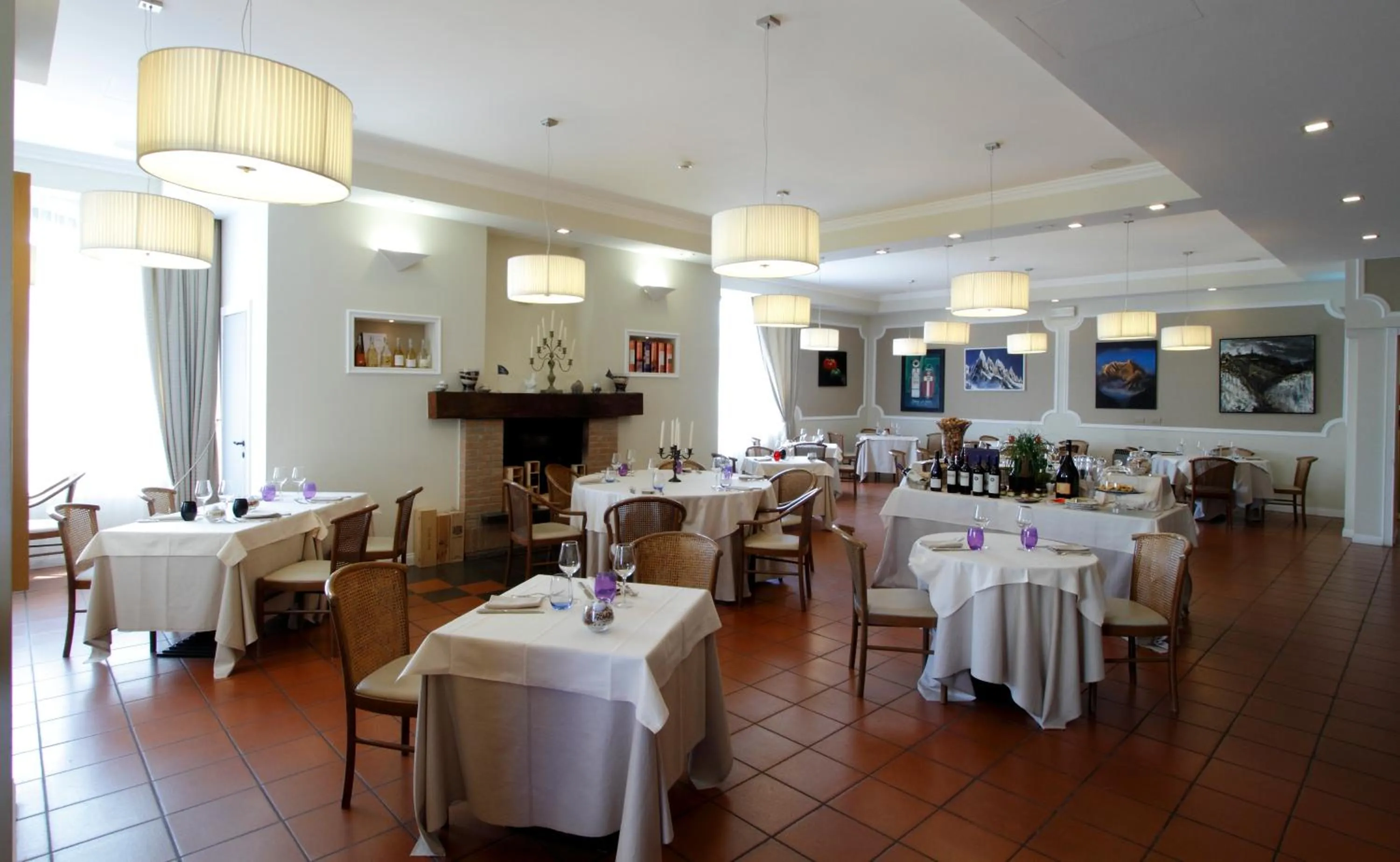 Restaurant/places to eat in Albergo Della Roccia