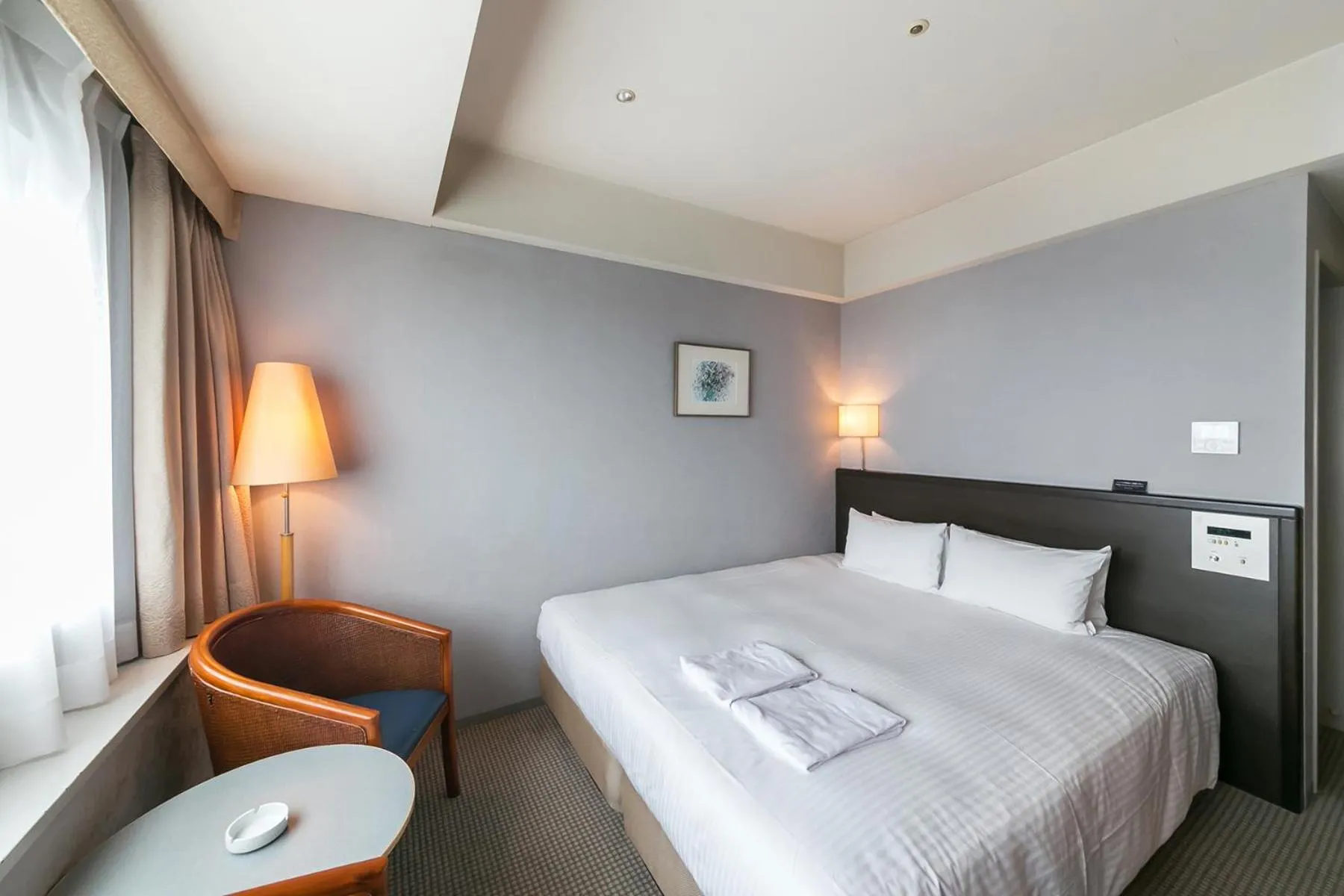 Photo of the whole room, Bed in Yokohama Techno Tower Hotel