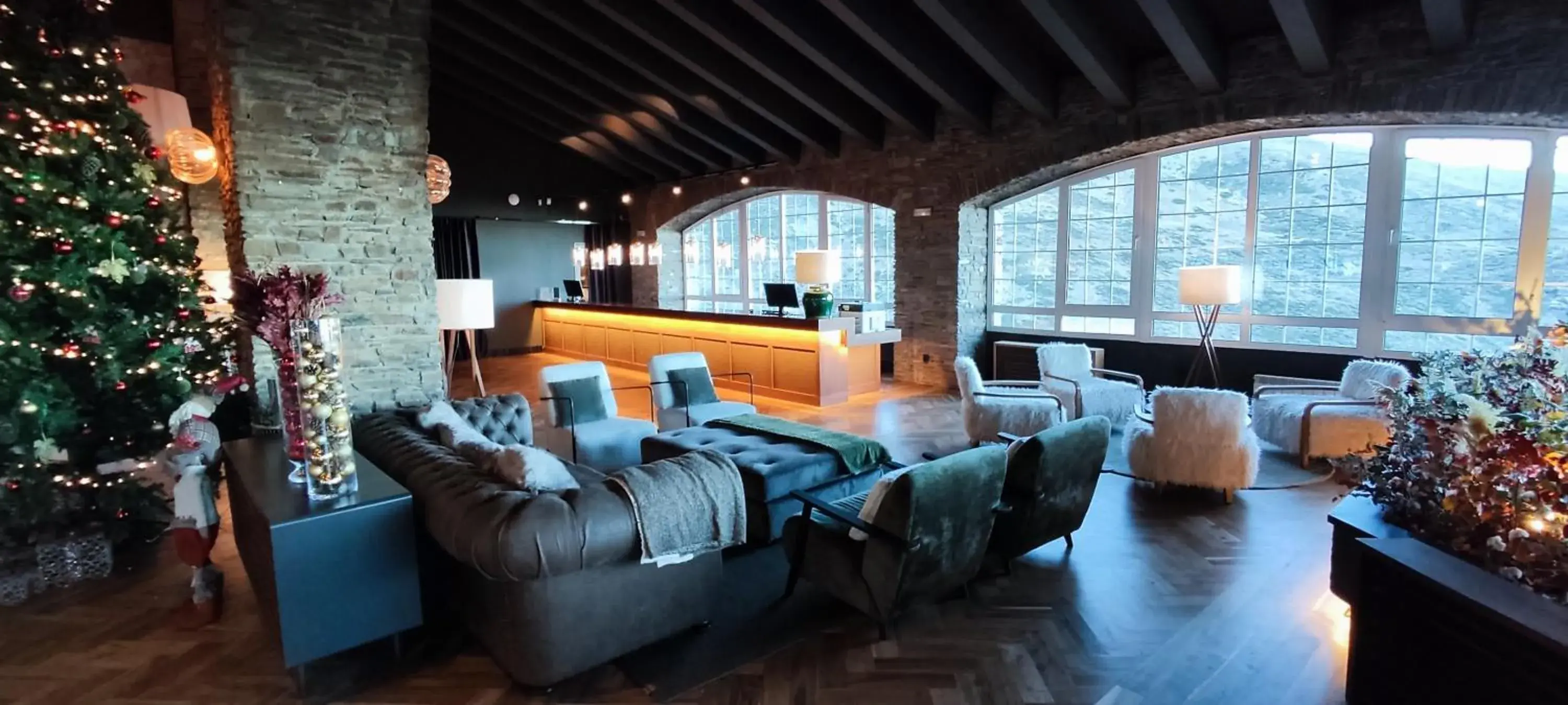 Lobby or reception in The Mountains Hotel Lobby or reception in The Mountains Hotel