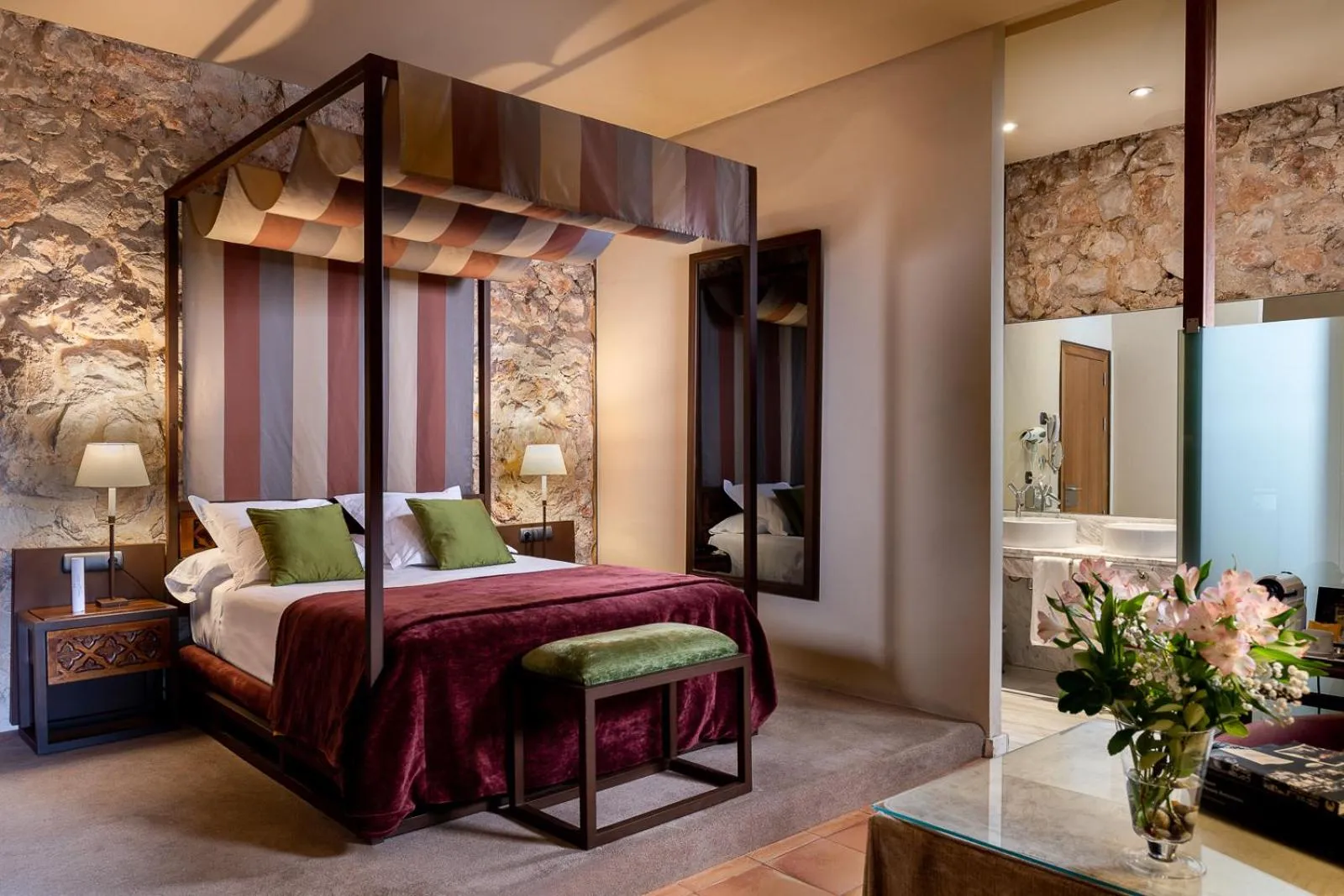 Coffee/tea facilities, Bed in Parador de Alarcón