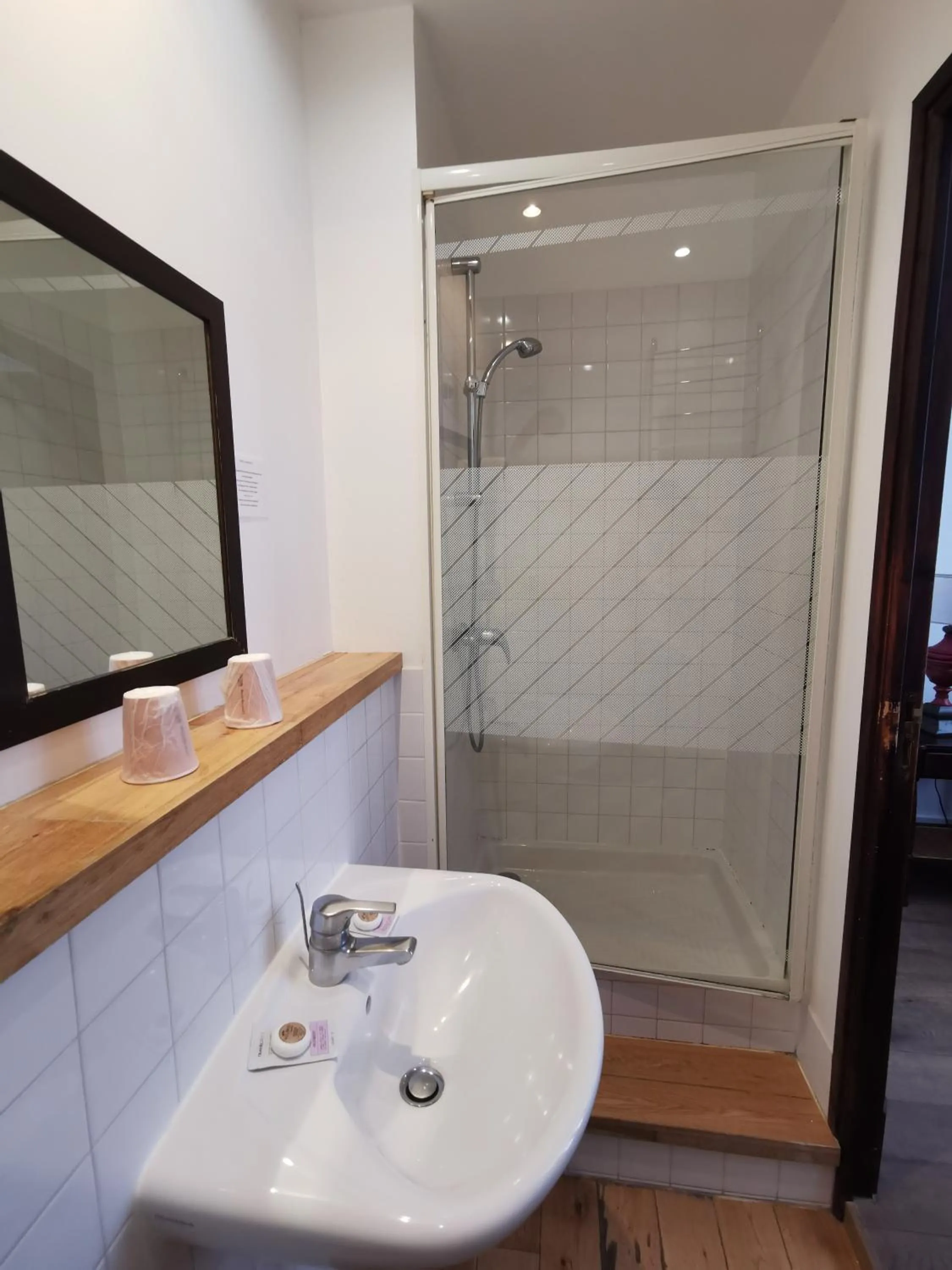 Shower in Hotel La Résidence Manoir De La Salamandre