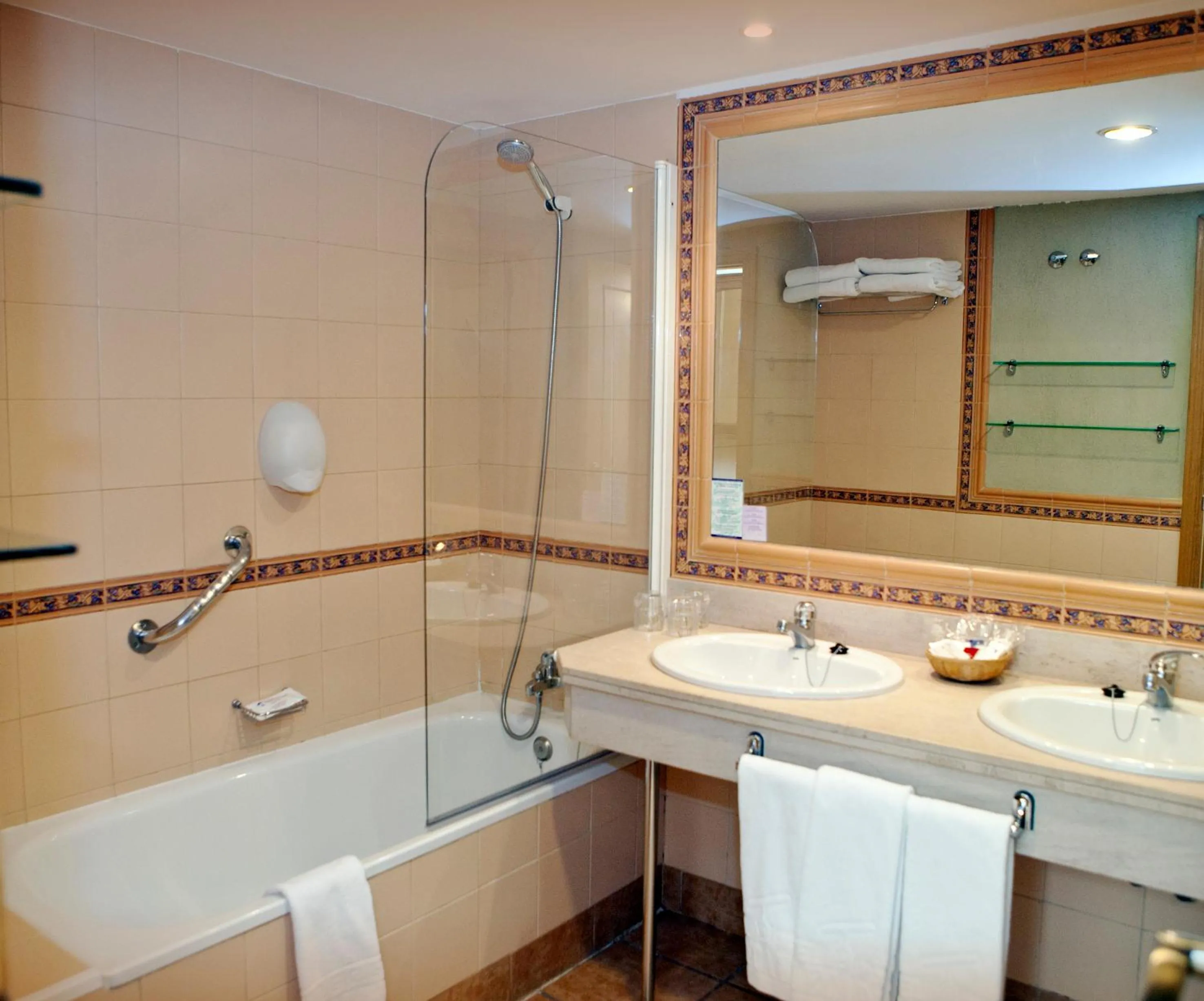 Bathroom in Hotel Telecabina
