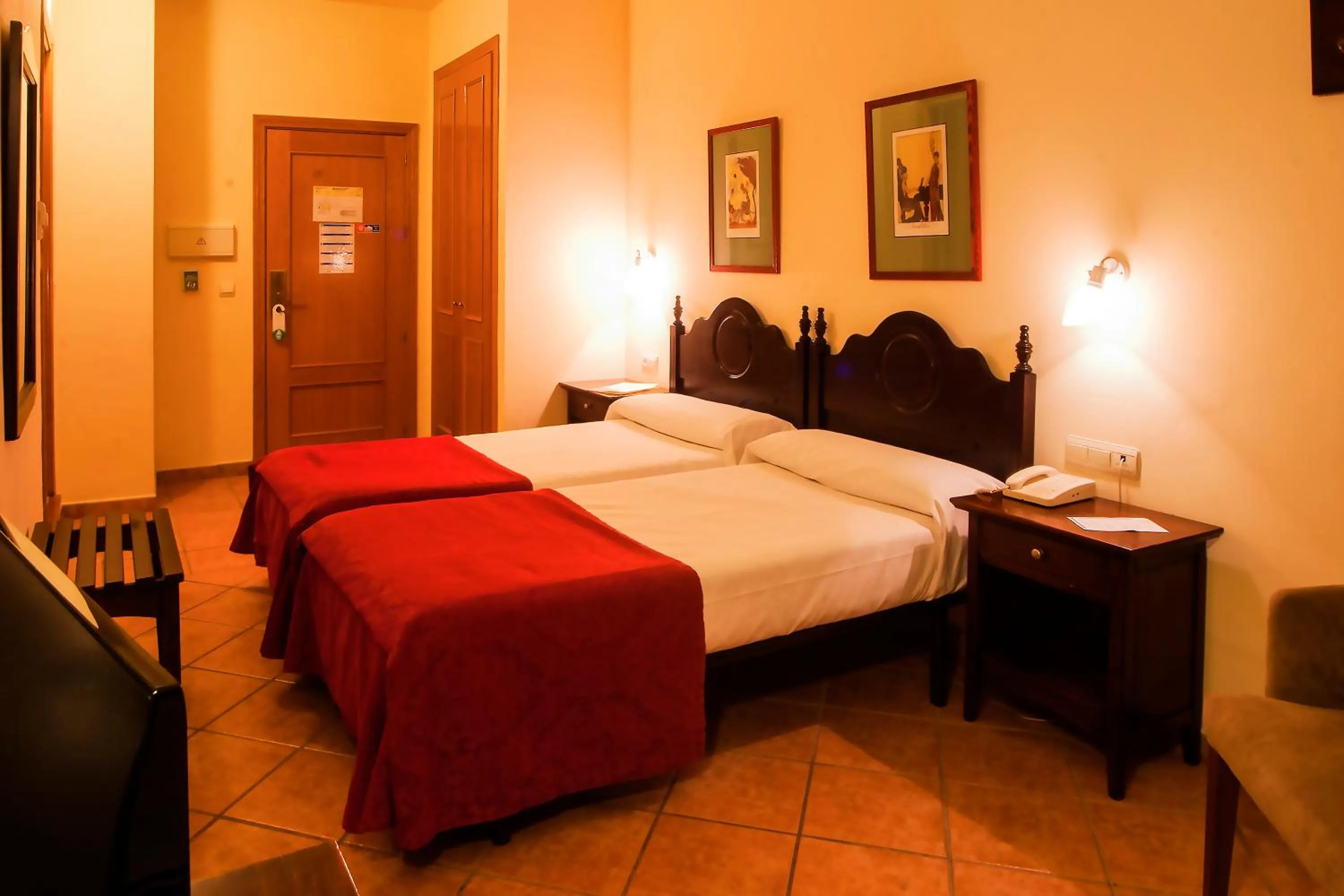 Bedroom in Hotel Telecabina