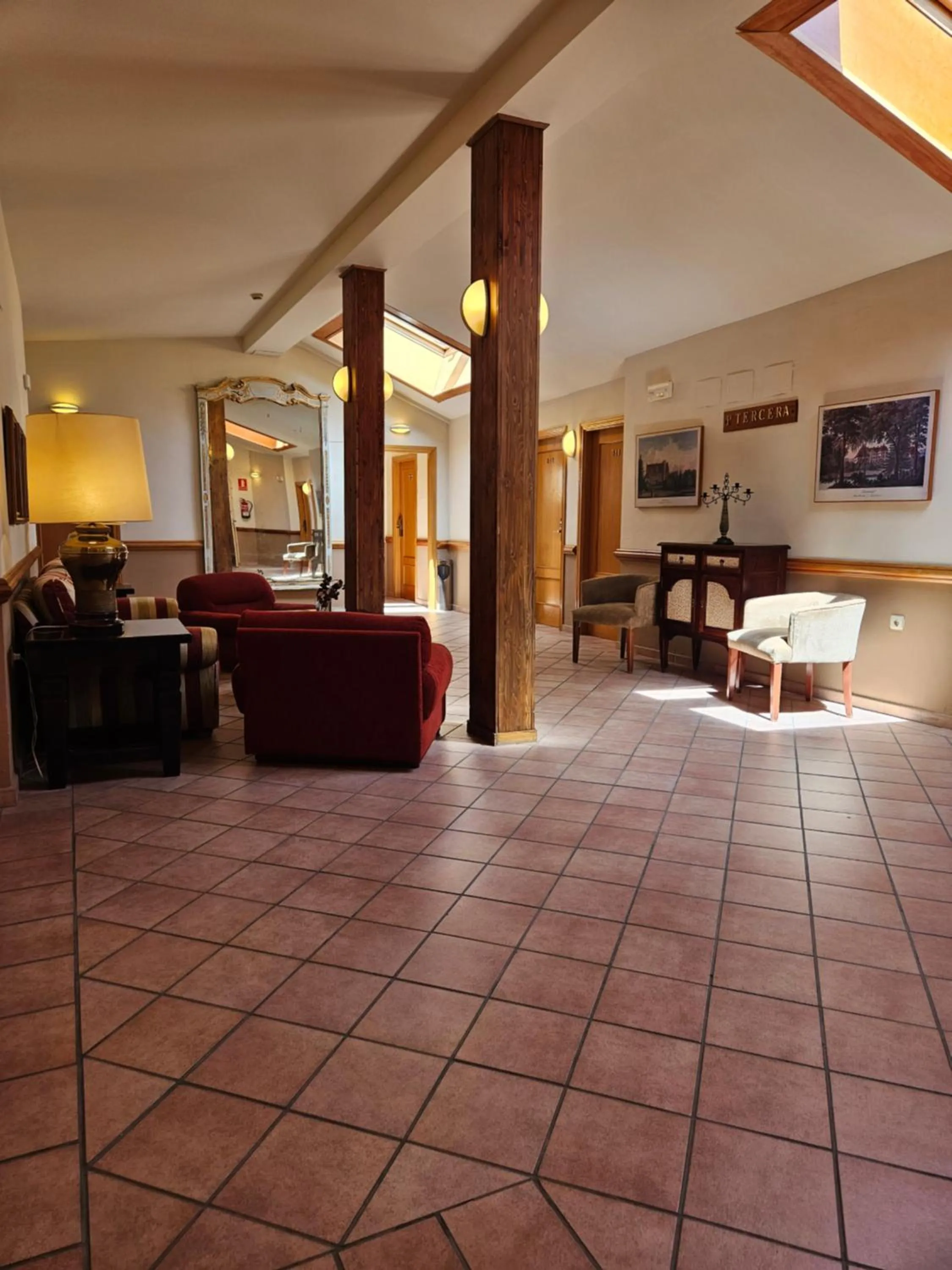 Seating area in Hotel Telecabina