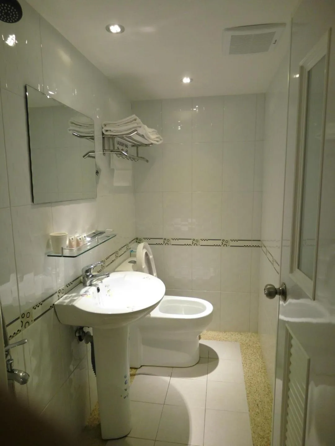 Decorative detail in 237 Hotel