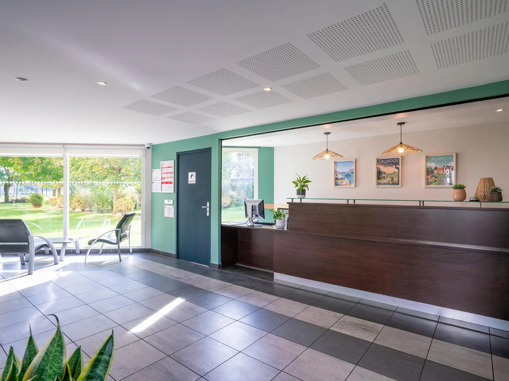 Lobby or reception in Séjours & Affaires Caen Le Clos Beaumois
