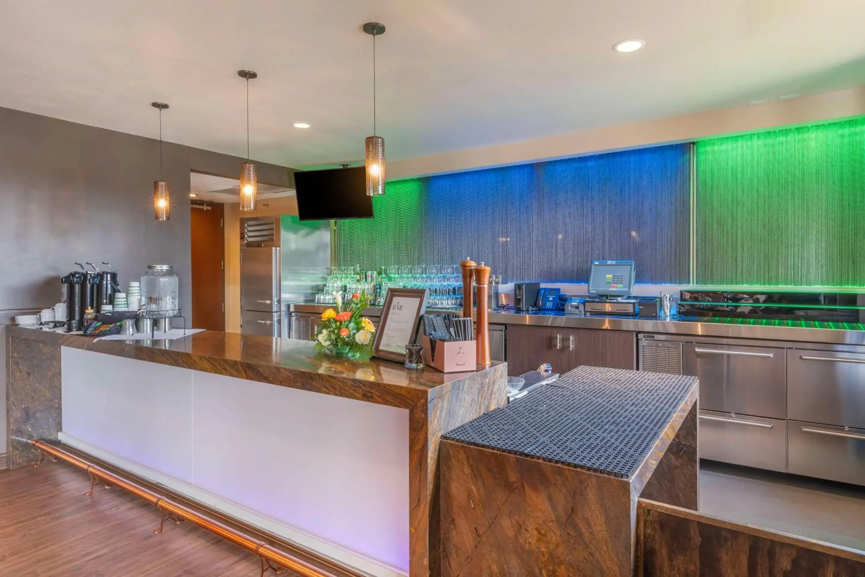 Restaurant/places to eat in Best Western Premier Boulder Falls Inn Restaurant/places to eat in Best Western Premier Boulder Falls Inn