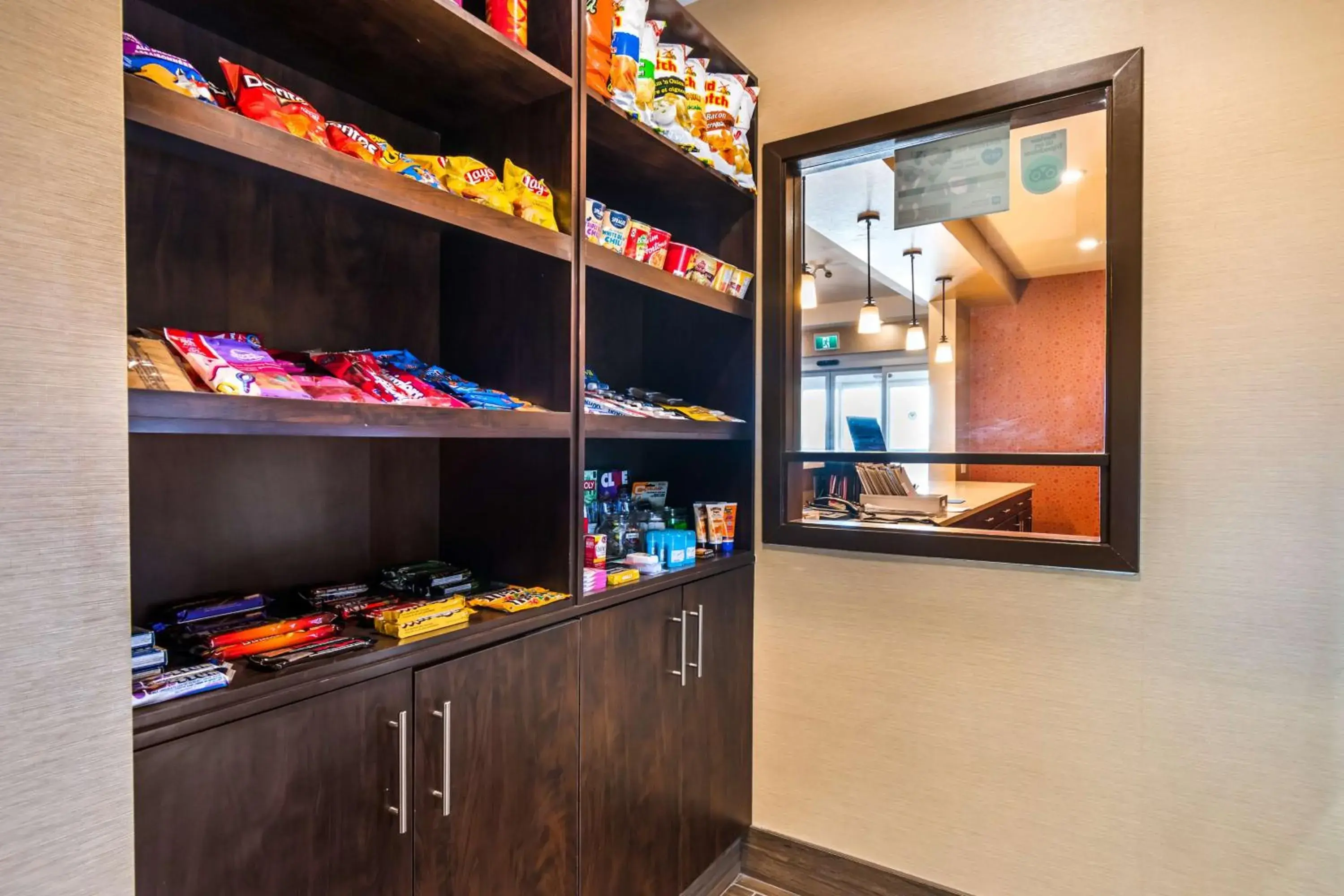 Property building in Best Western Plus Kindersley Hotel Property building in Best Western Plus Kindersley Hotel