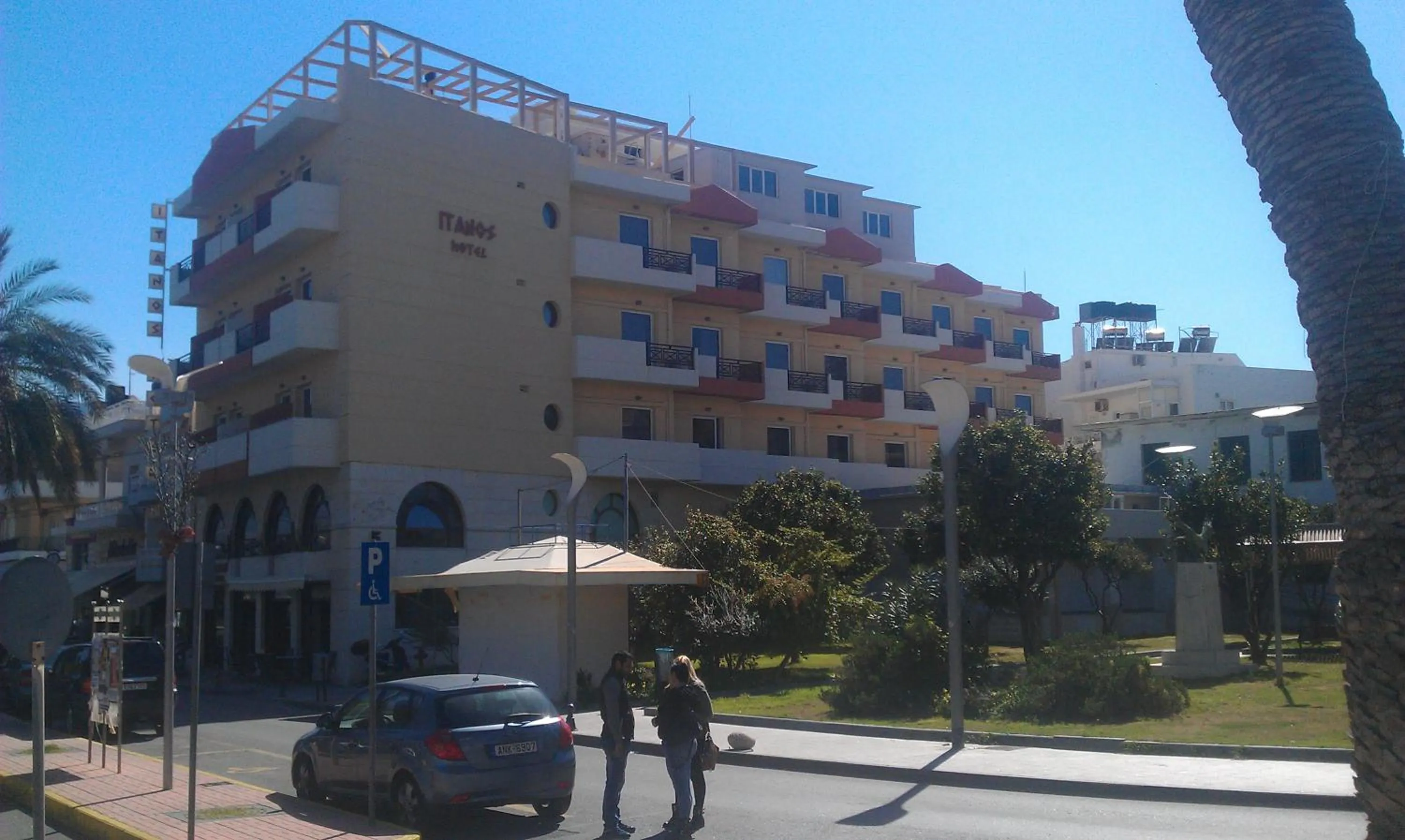 Property building in Itanos