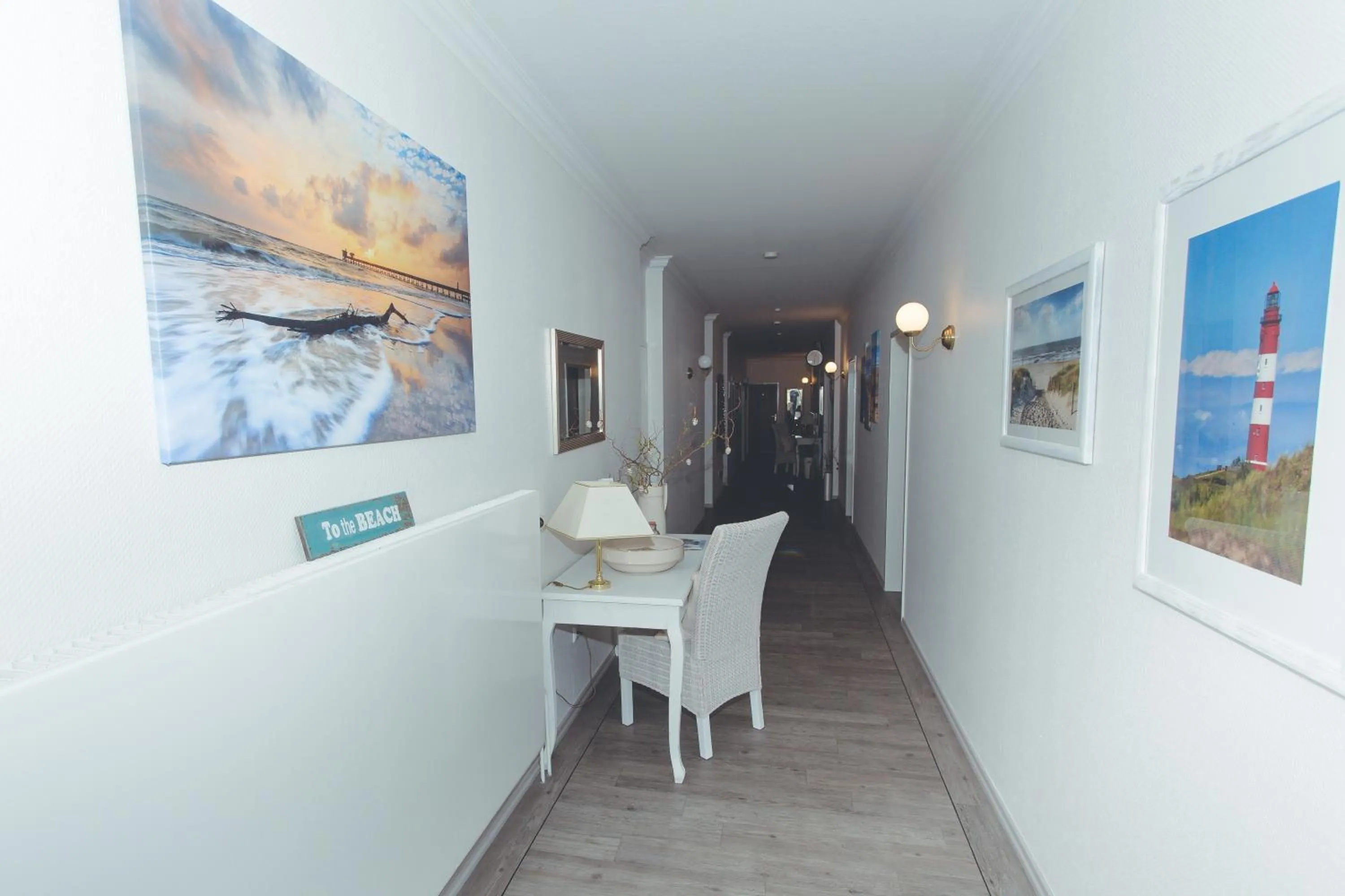Lobby or reception in Garni Hotel & Appartements Nordstrand
