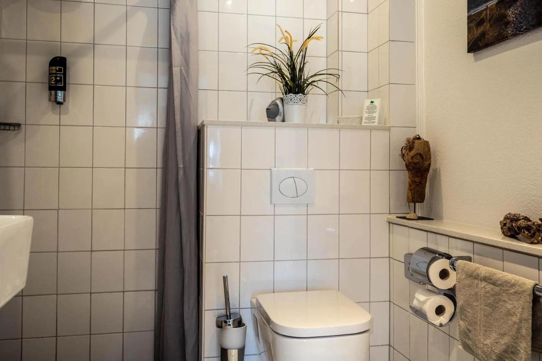 Bathroom in Garni Hotel & Appartements Nordstrand