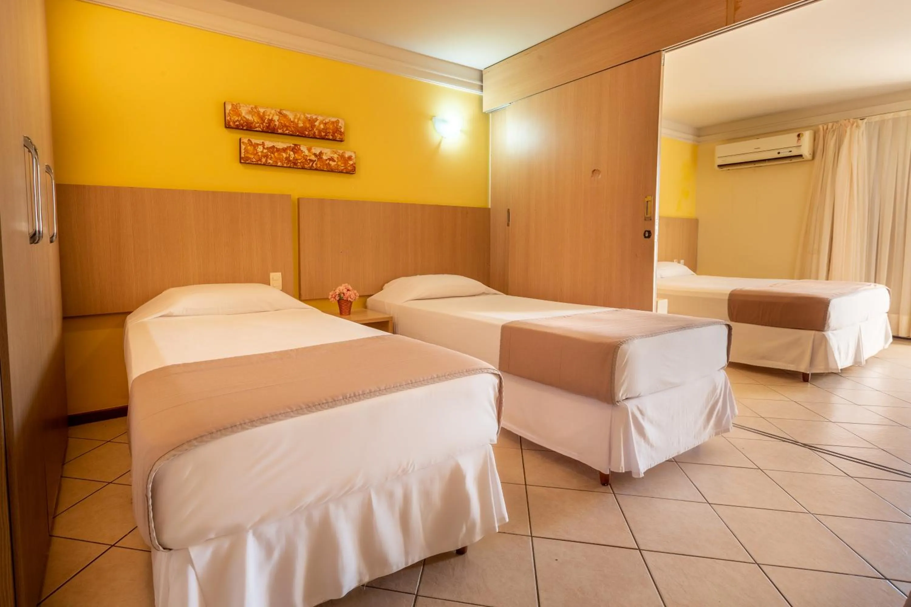 Bedroom, Bed in Rede Andrade Comfort