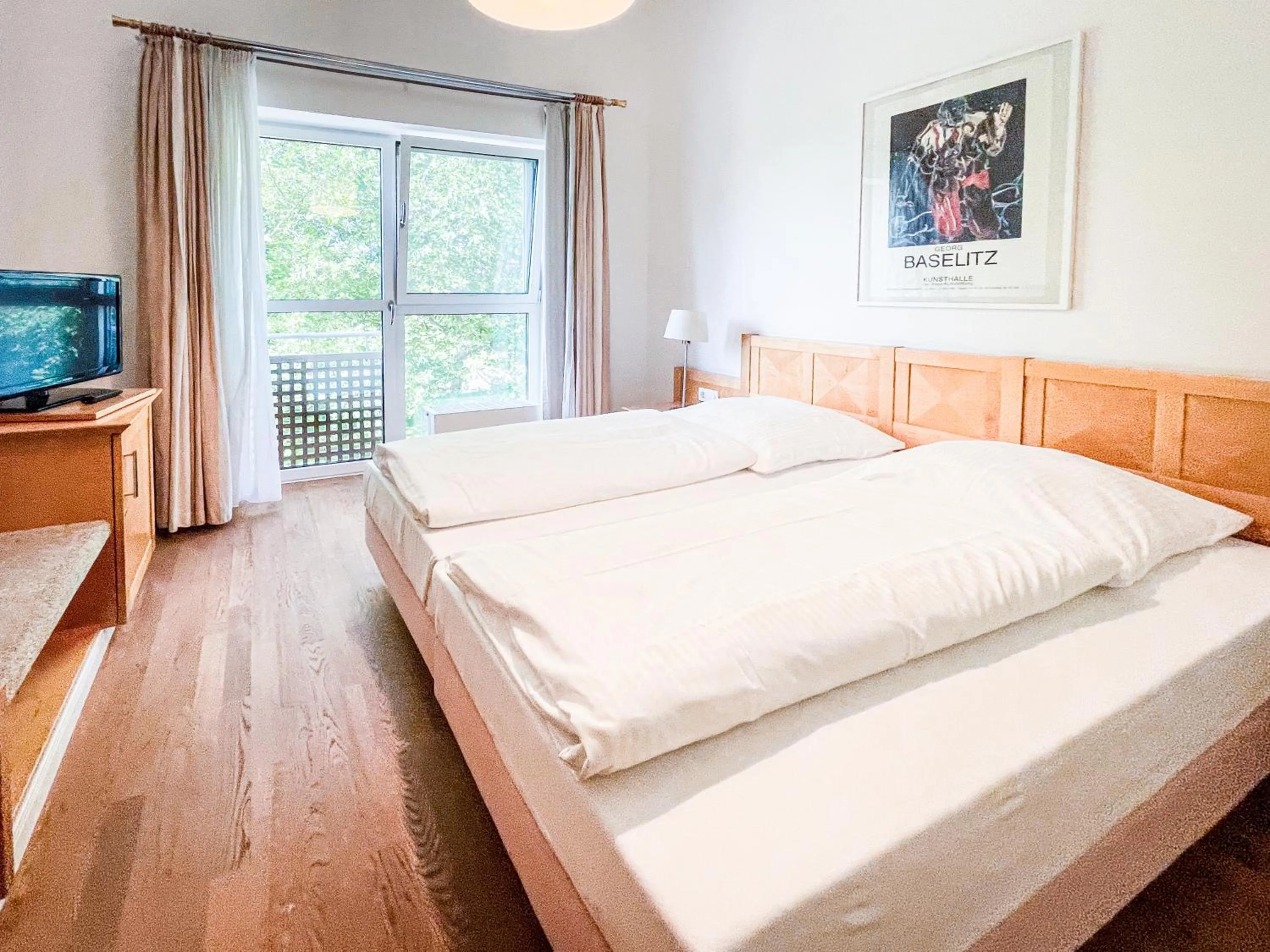 Bedroom, Bed in Golfhotel & Restaurant Lindenhof