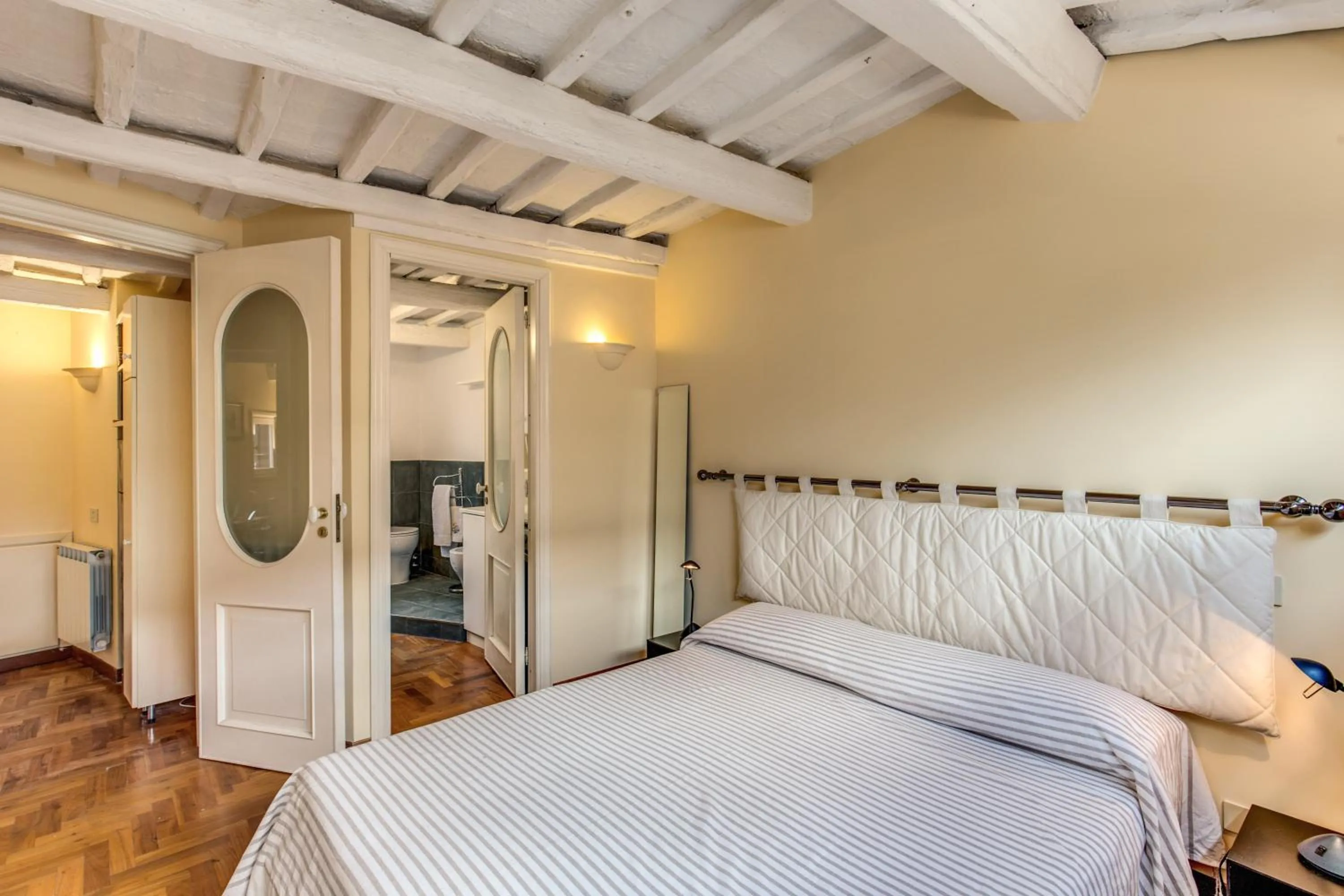 Bed in Trastevere Attic with Terrace