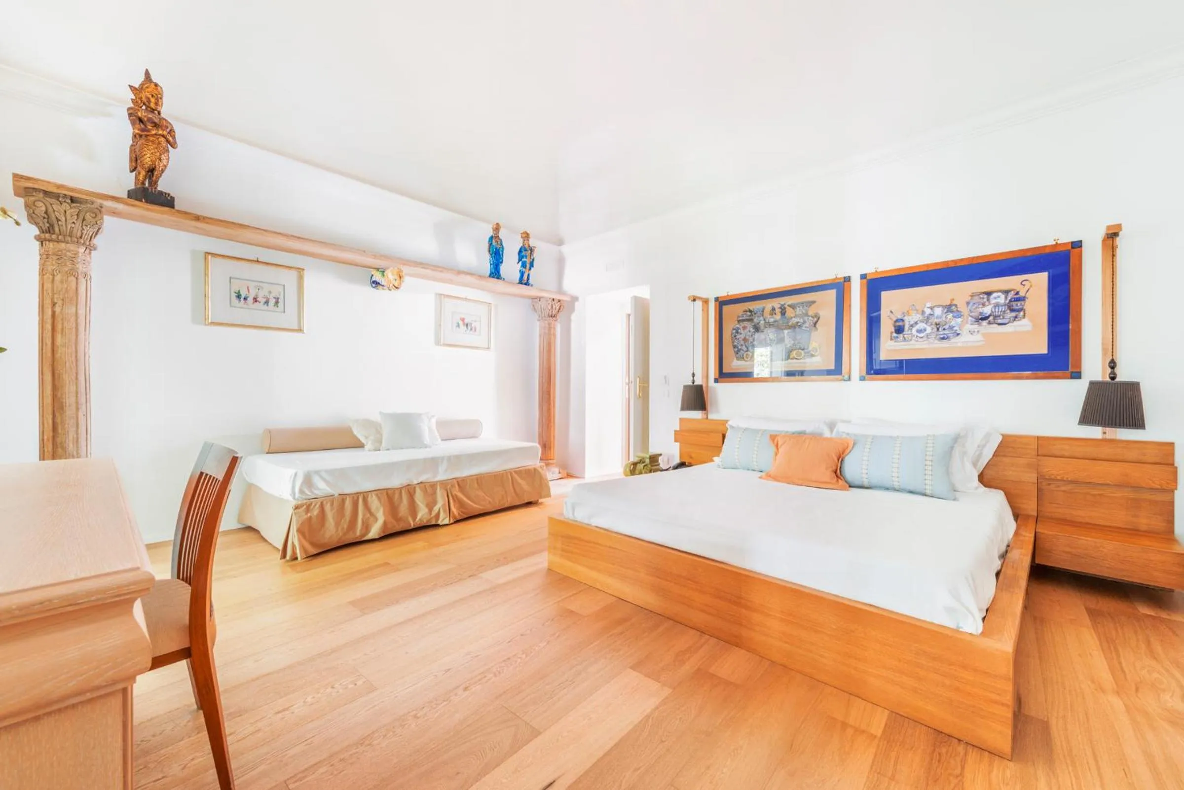 Photo of the whole room, Bed in Palazzo Sassi