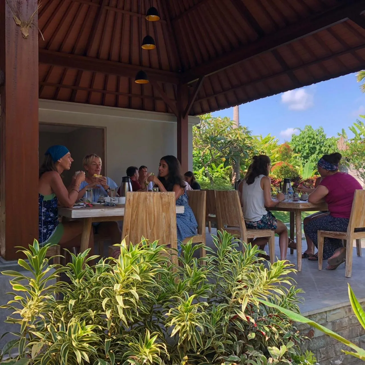 Restaurant/places to eat in Betutu Bali Villas