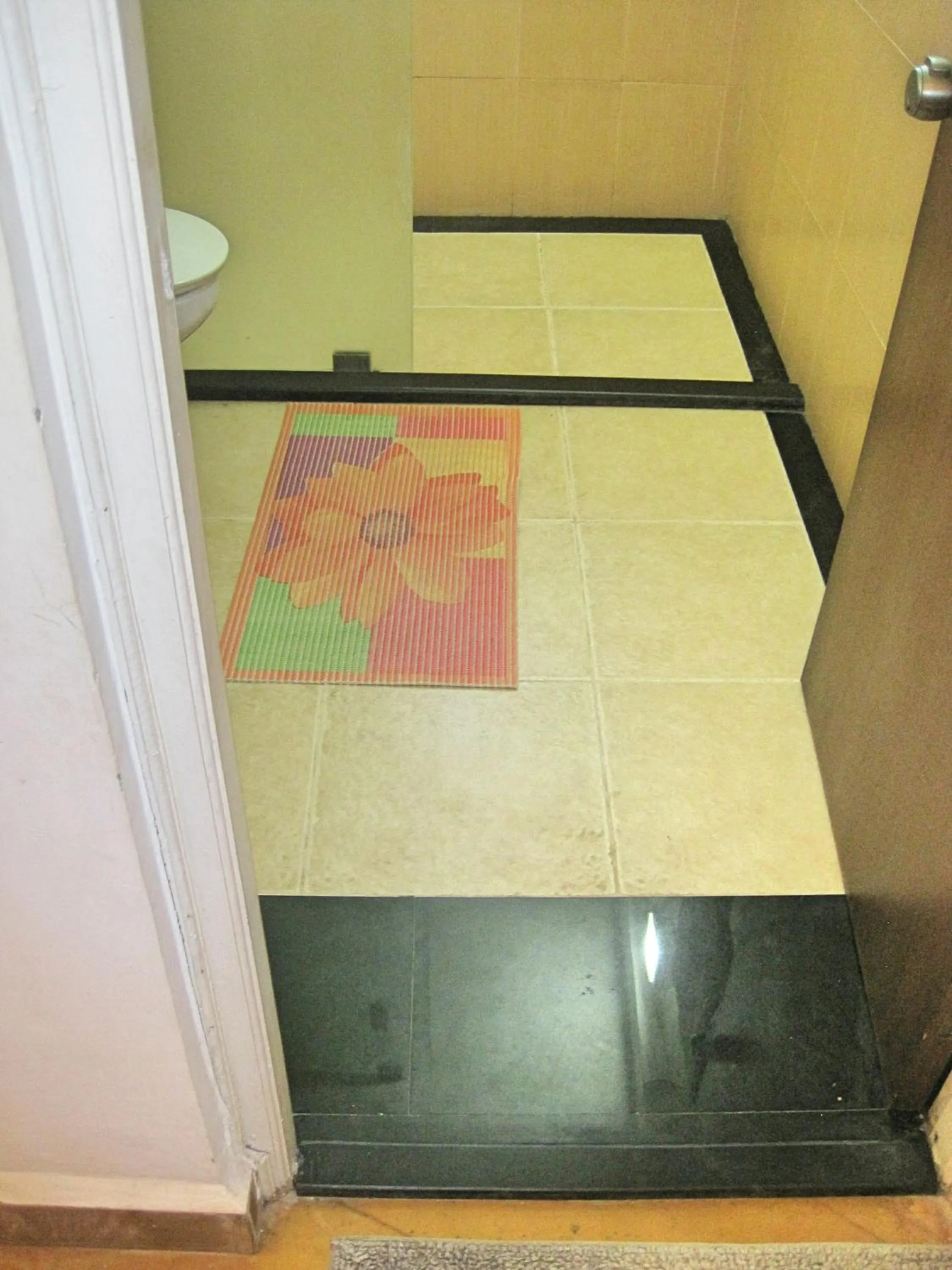 Bathroom in Boutique Villa, beach 10min, cook on request