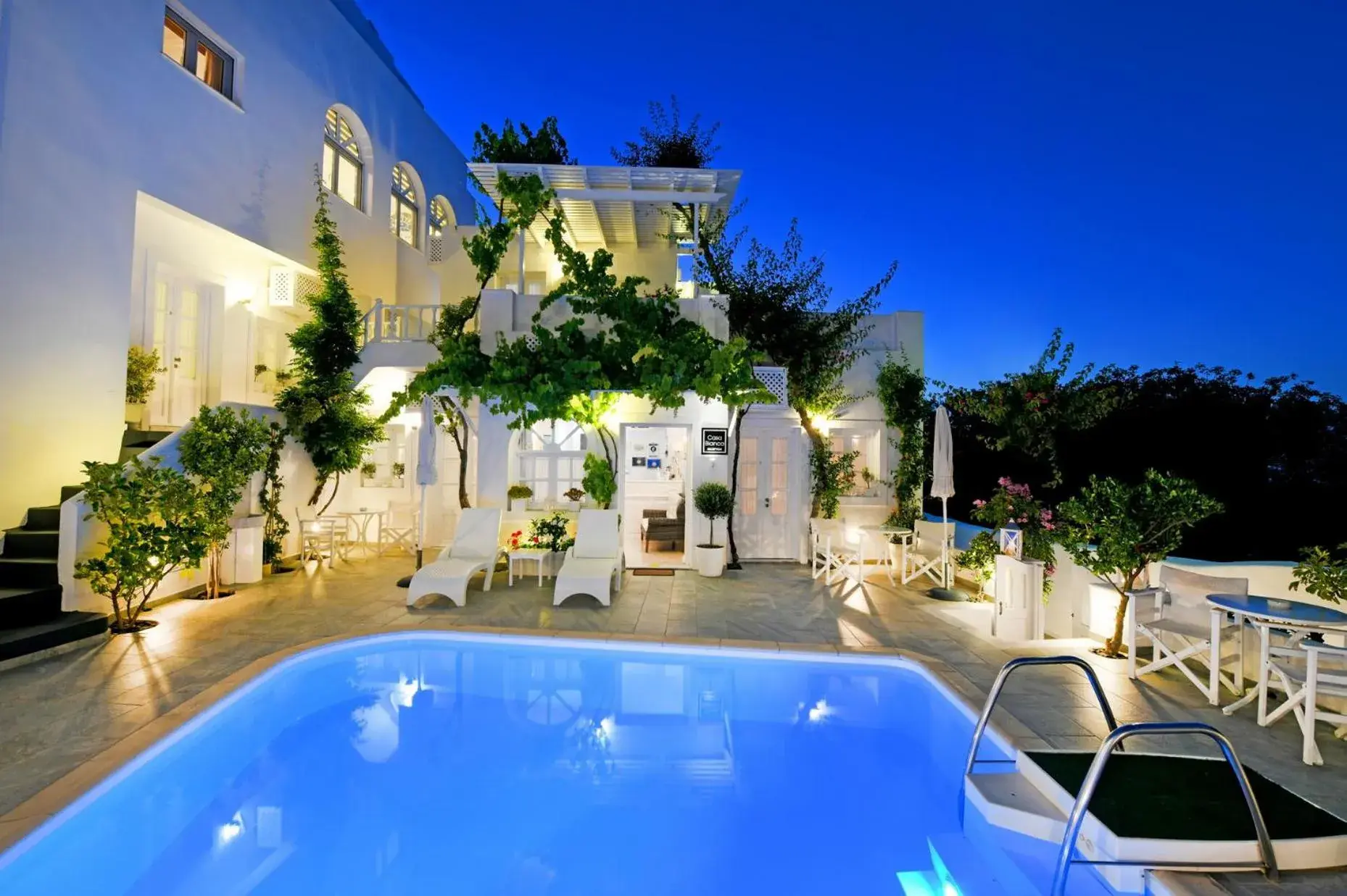 Property building in Casa Bianca Property building in Casa Bianca