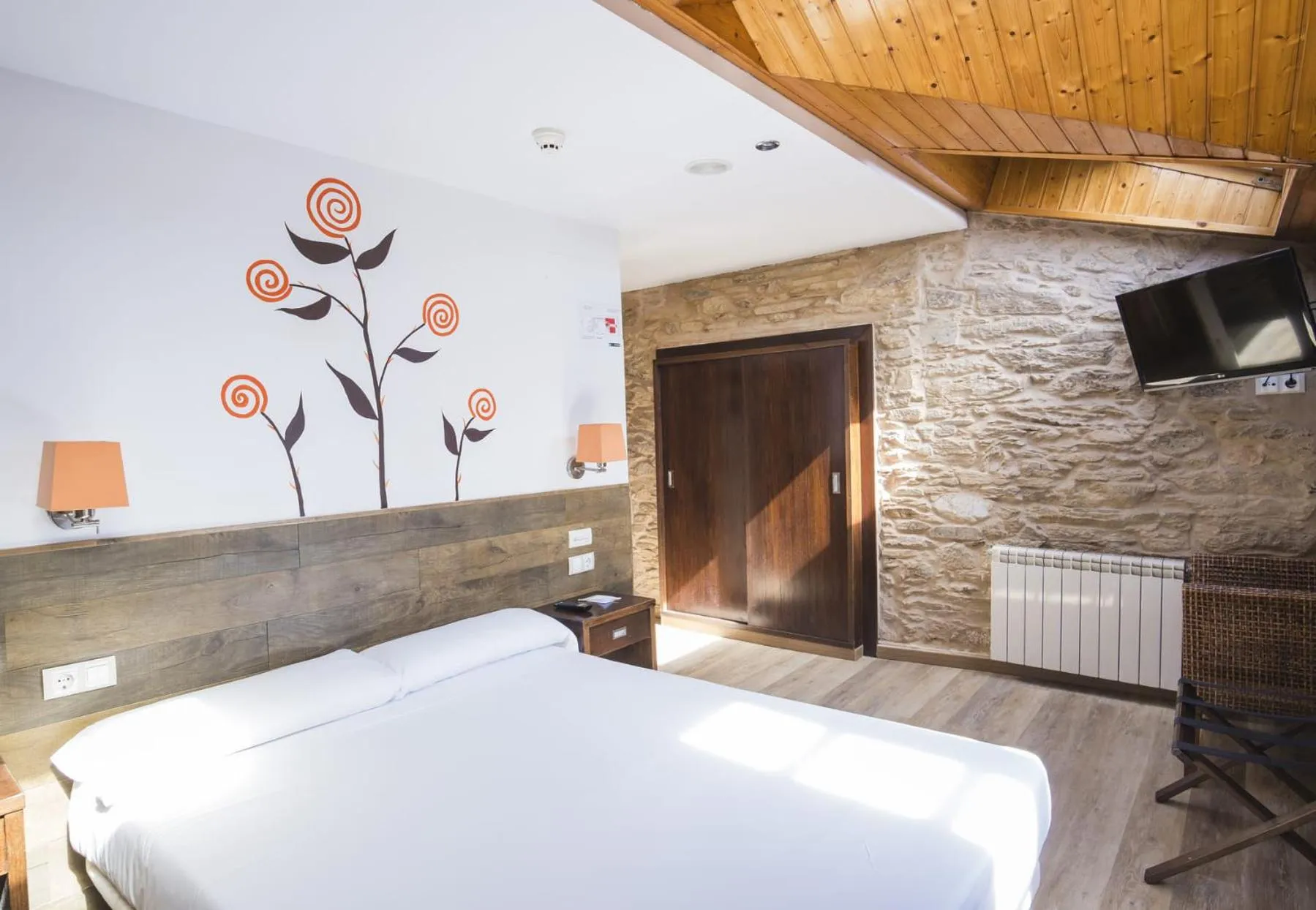 Photo of the whole room, Bed in Hotel Alda Algalia