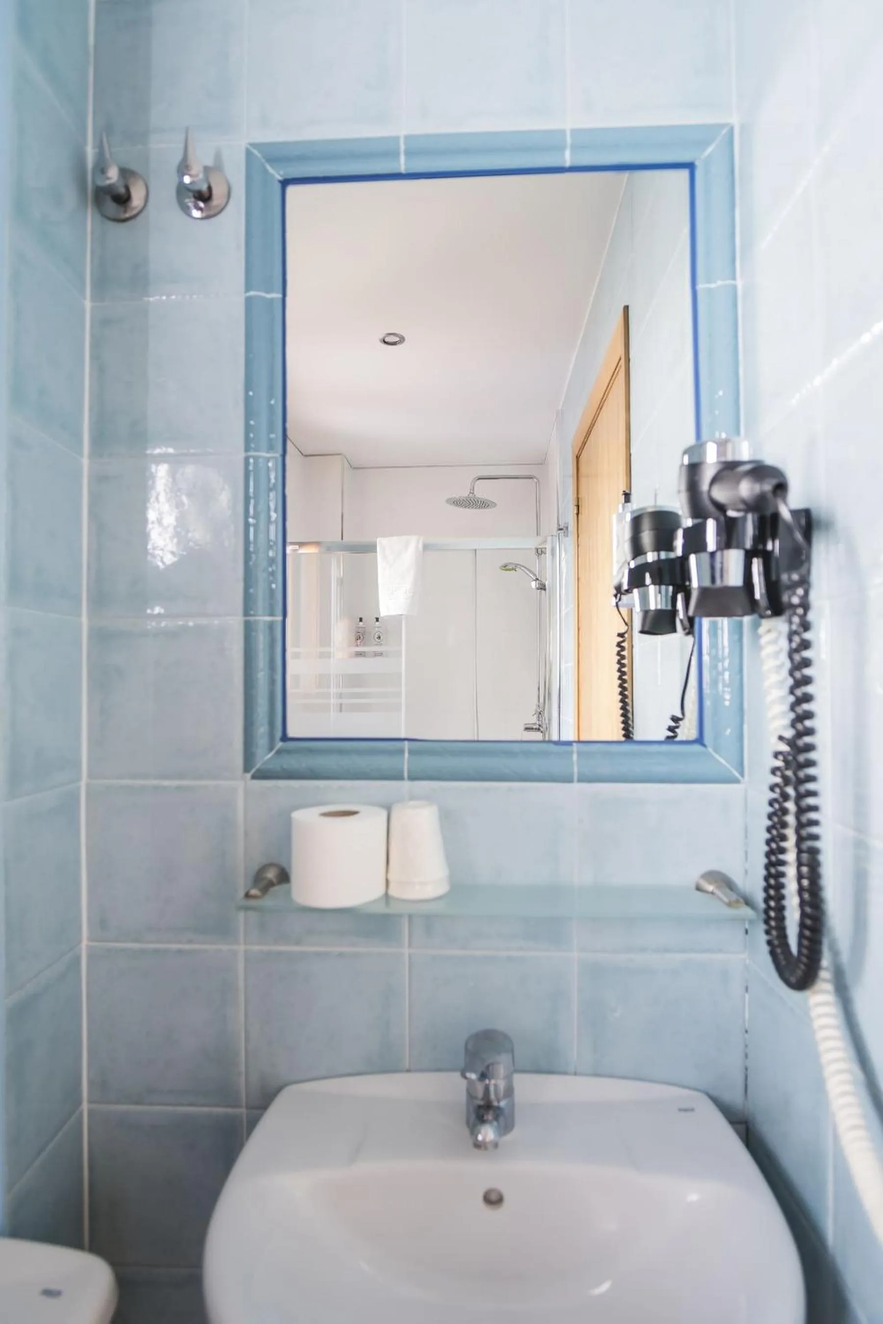 Bathroom in Hotel Alda Algalia